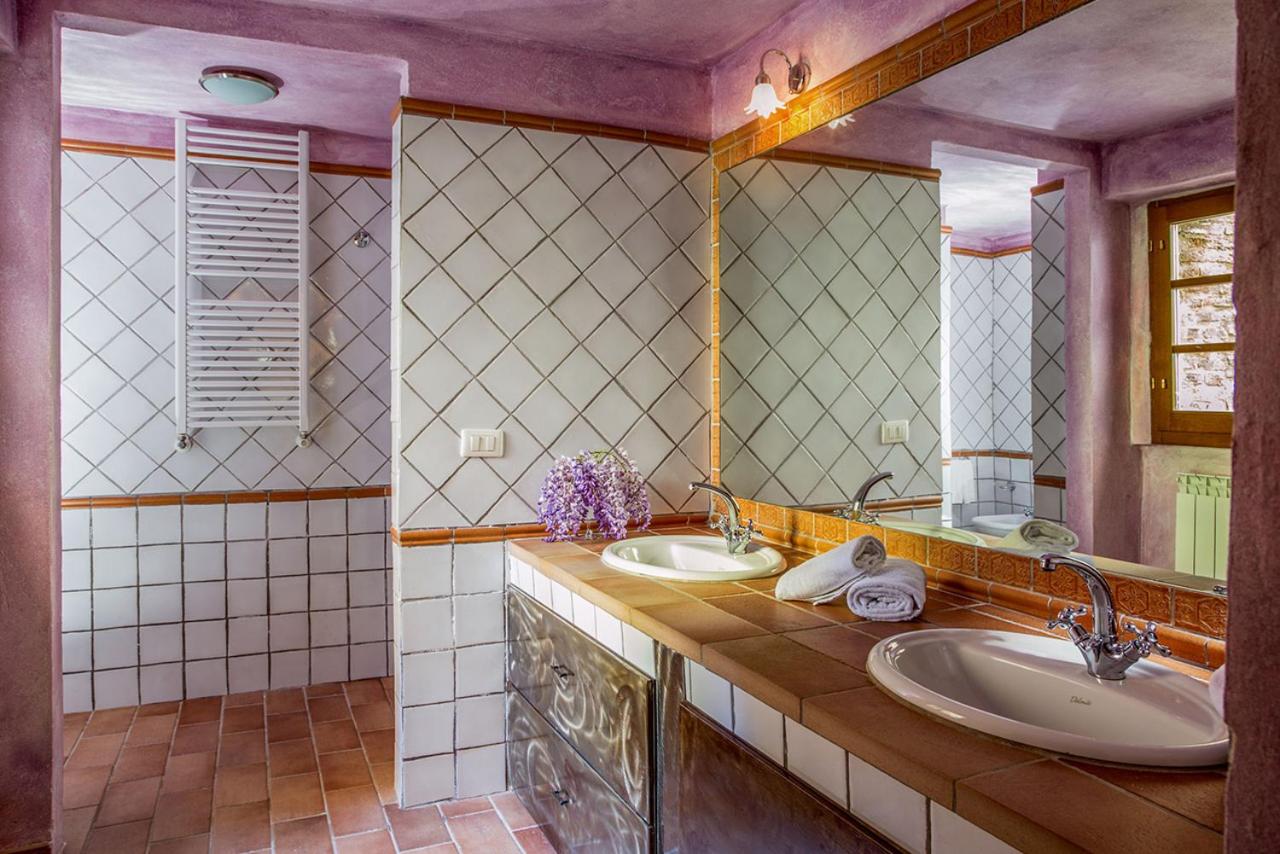 Deluxe Suite photo 2
