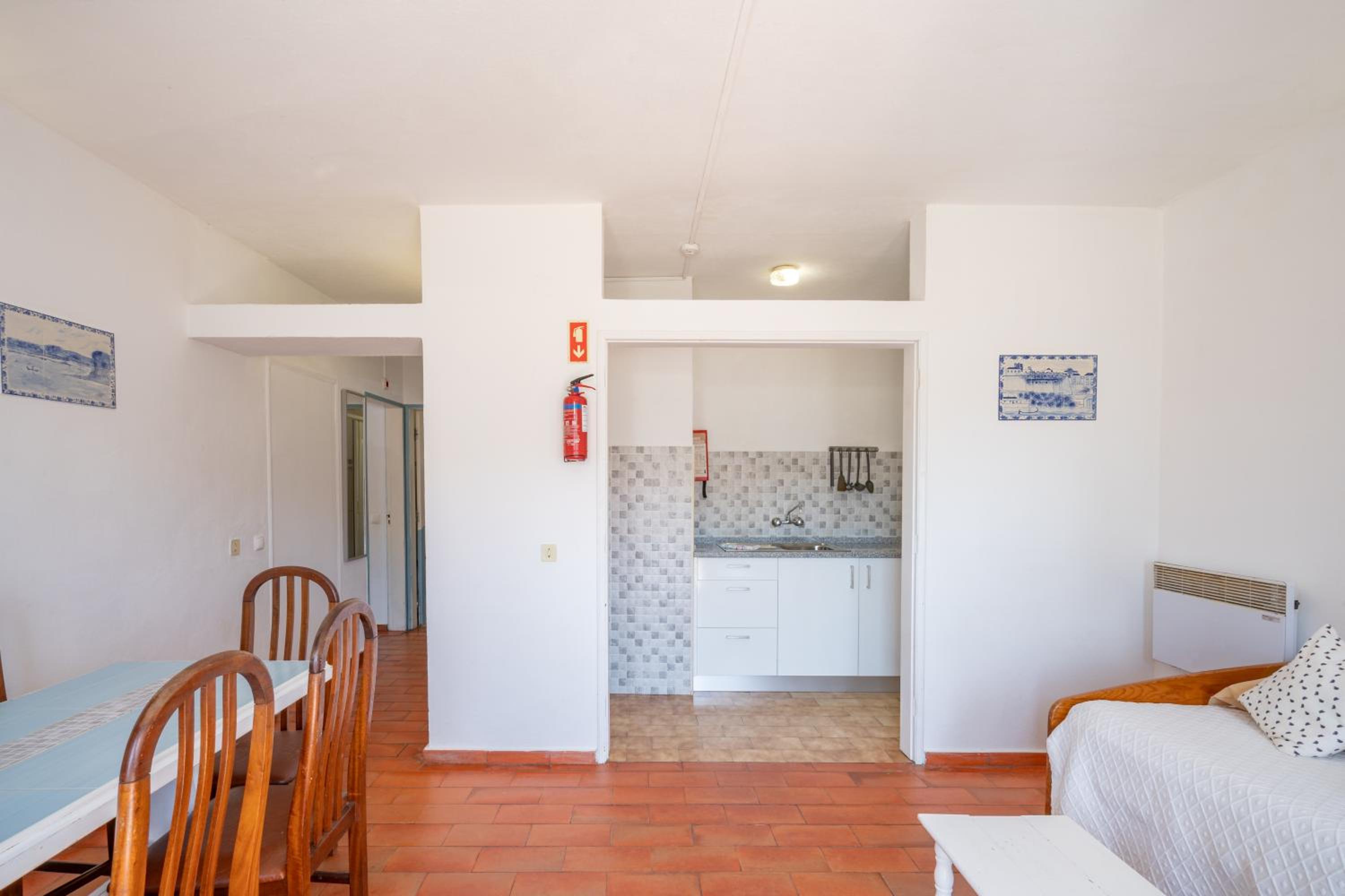 Two-Bedroom Apartment - Photo 6