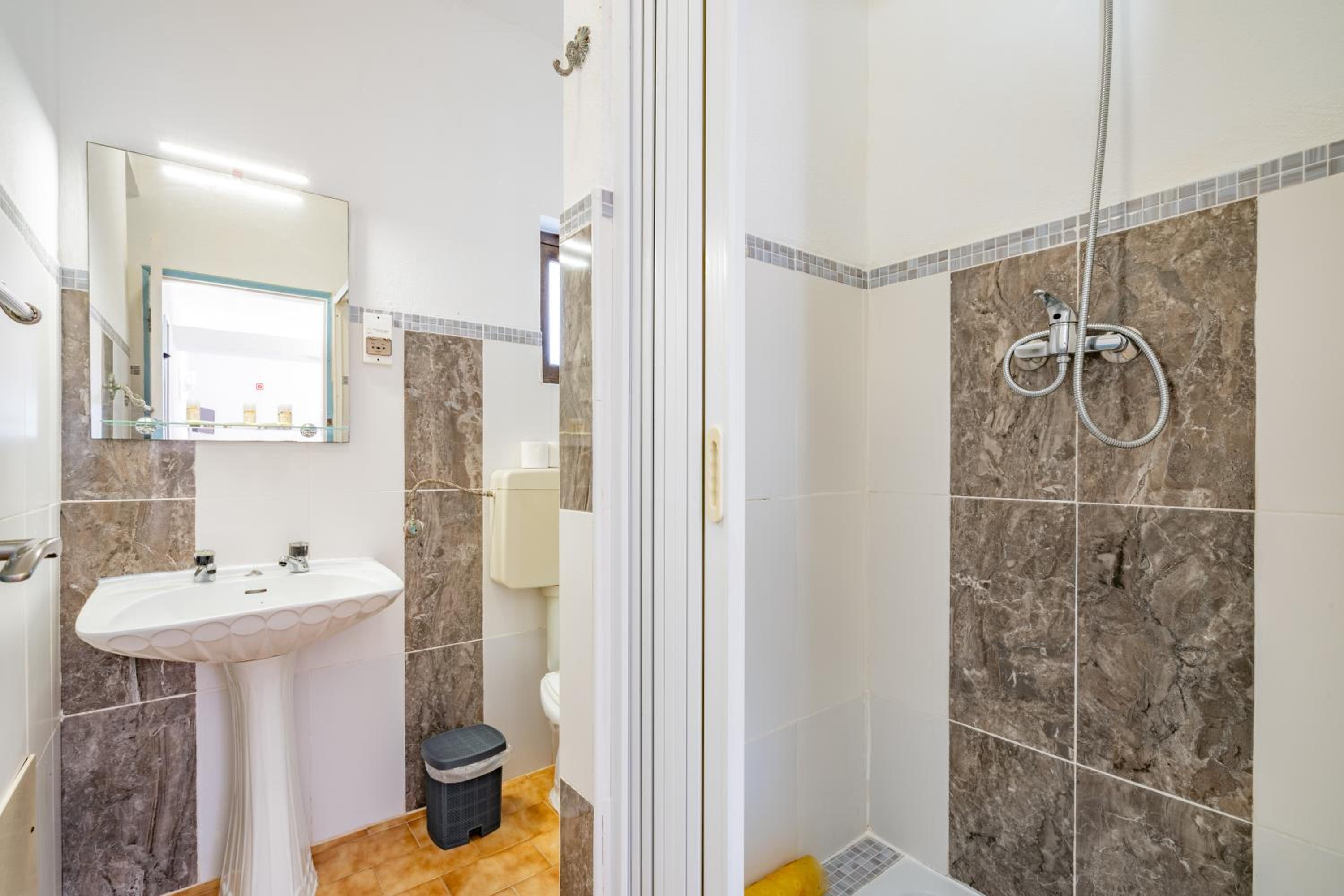 Two-Bedroom Apartment - Photo 9