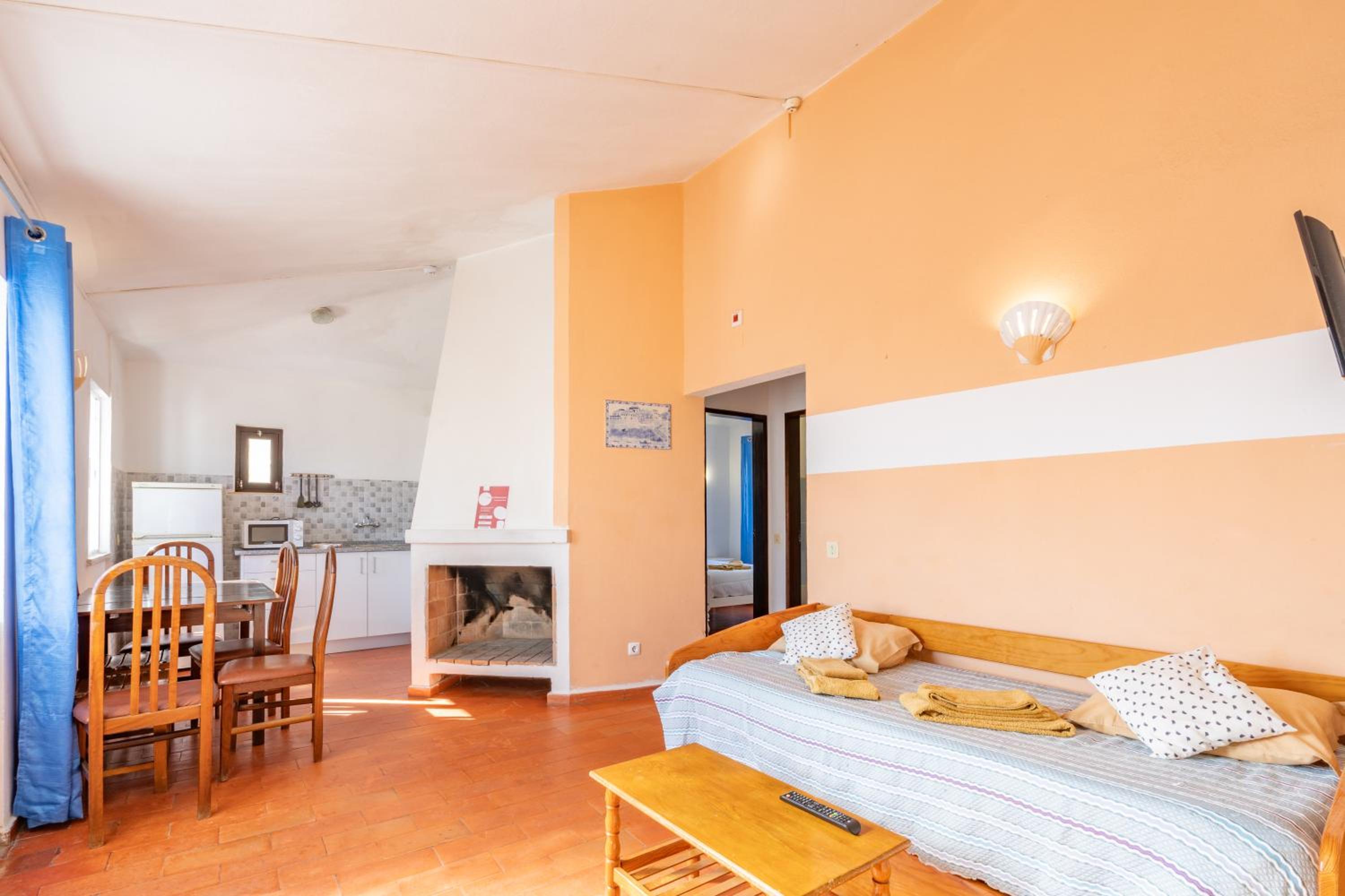Two-Bedroom Apartment - Photo 11
