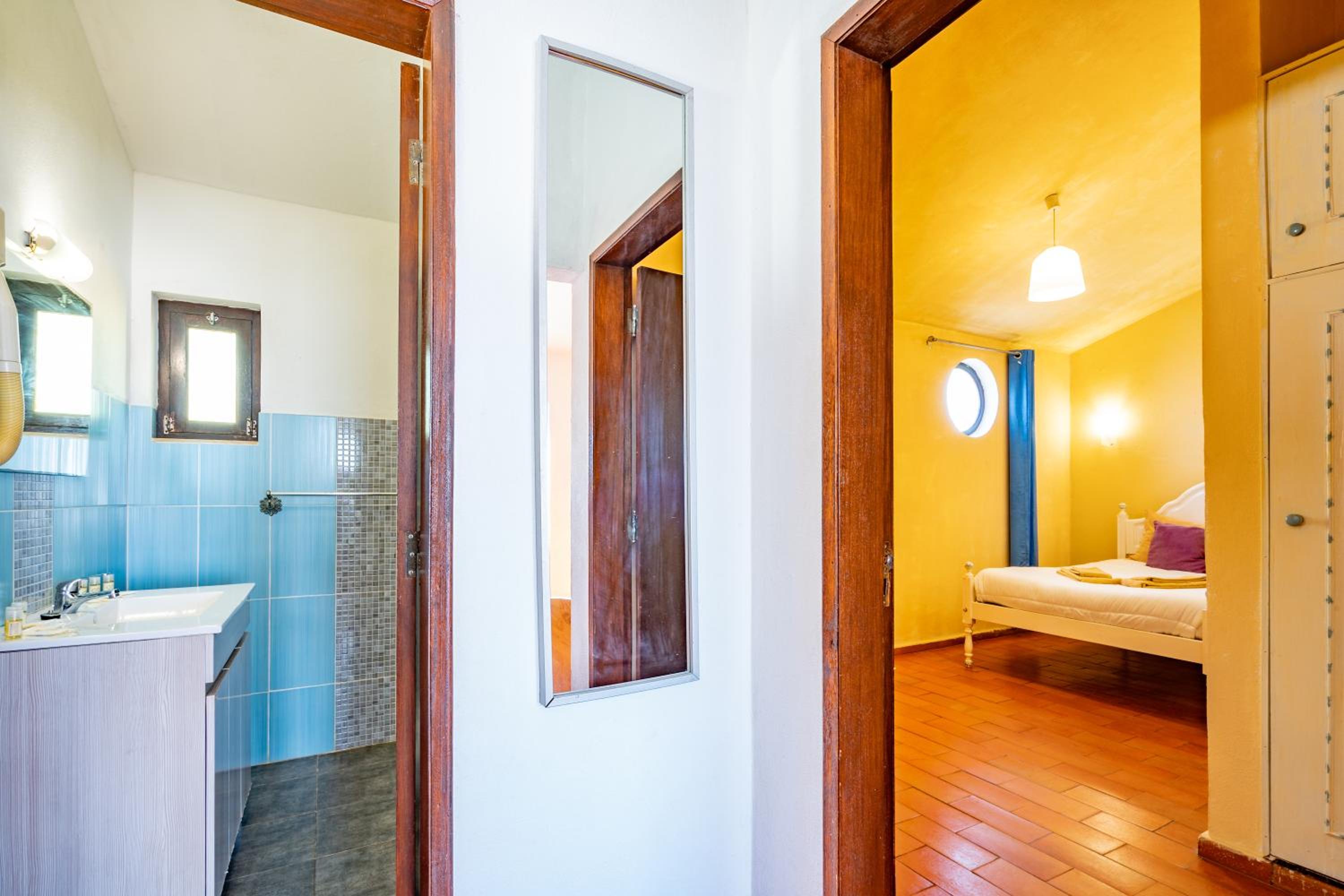 Two-Bedroom Apartment - Photo 18