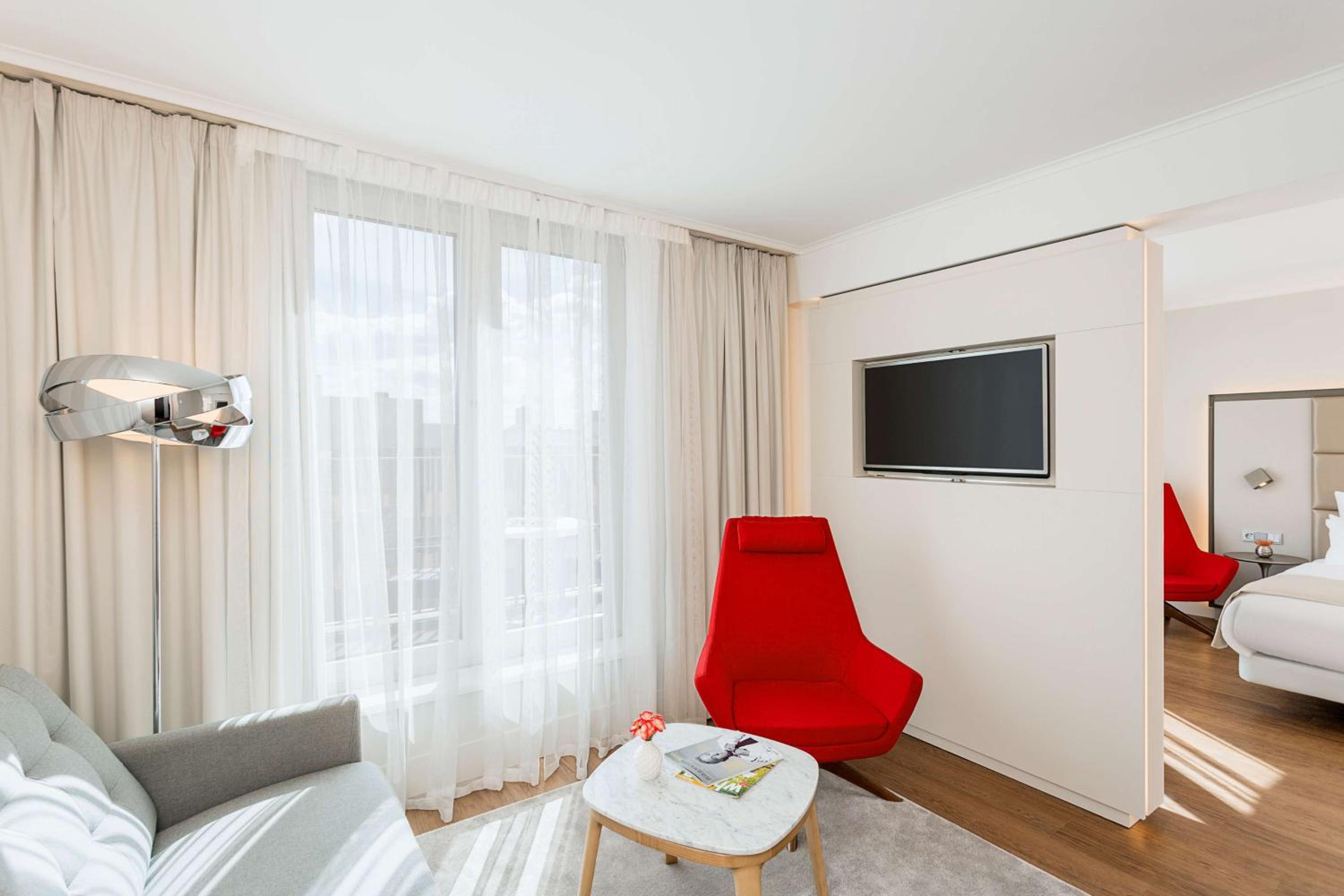 Family Room with Terrace - Photo 10