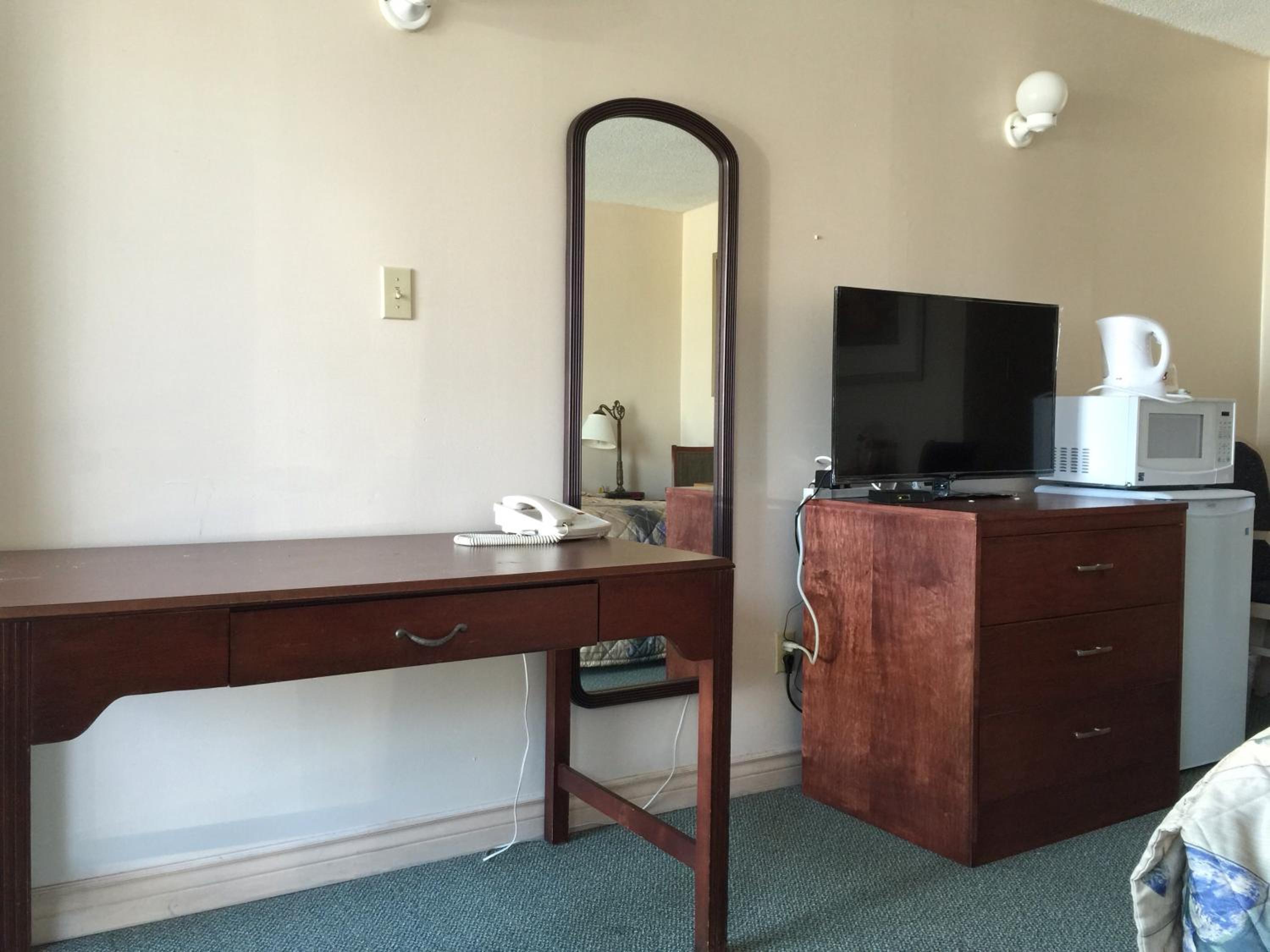 King Room with Sofa Bed photo 2