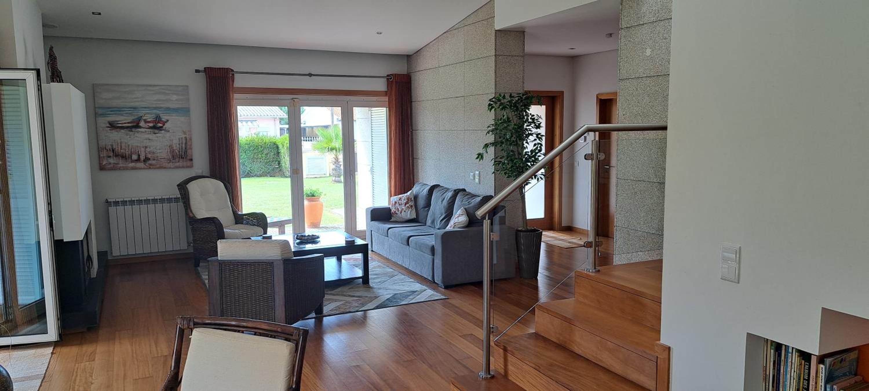 Villa photo 3