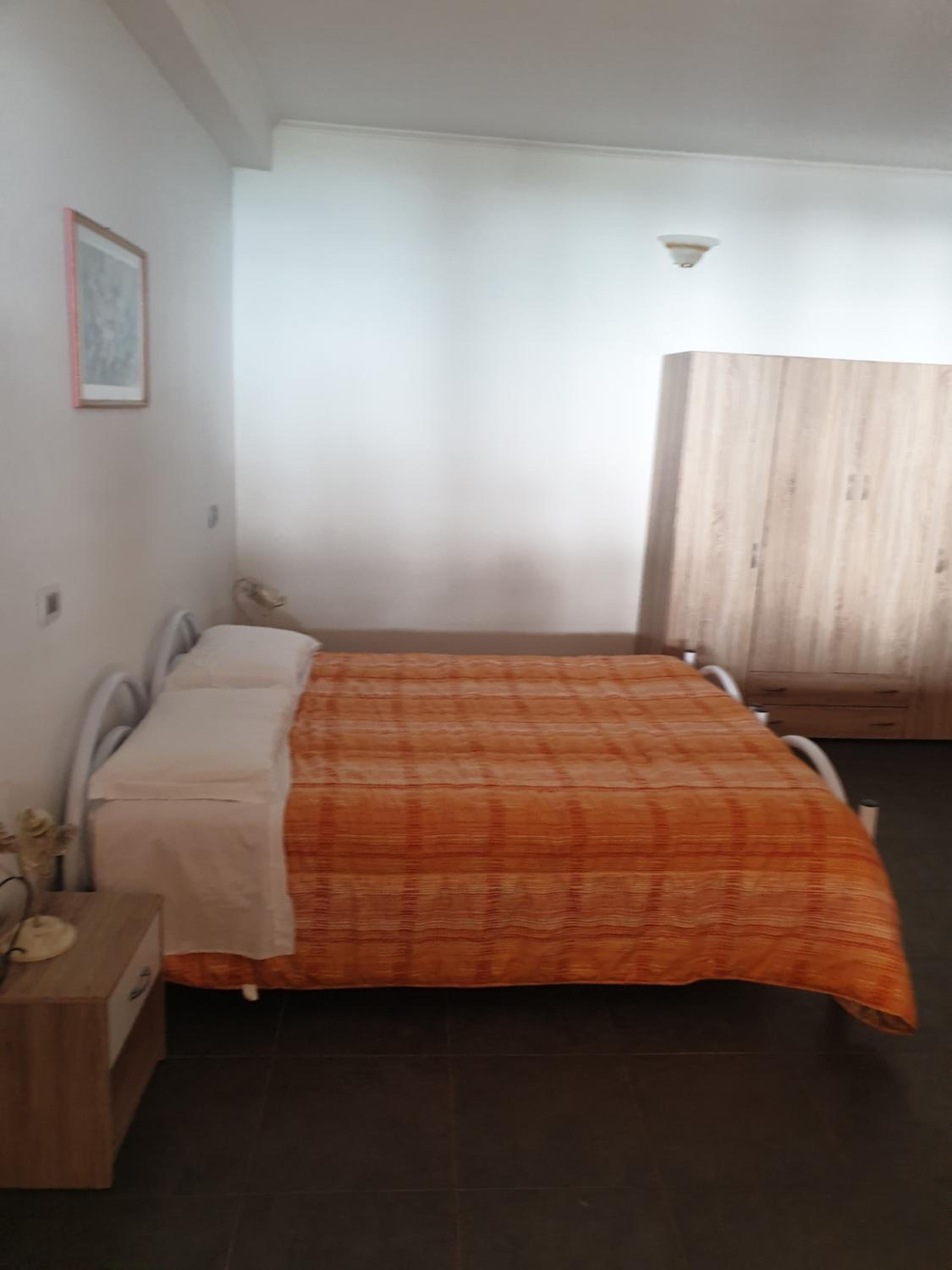 Large Double Room photo 3