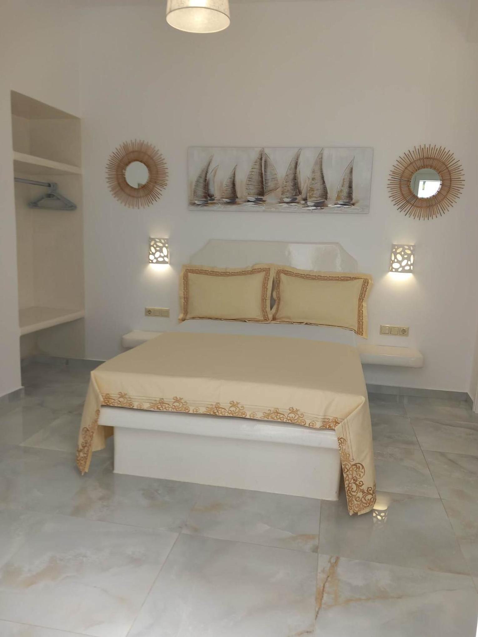 Double Room with Terrace - Photo 8