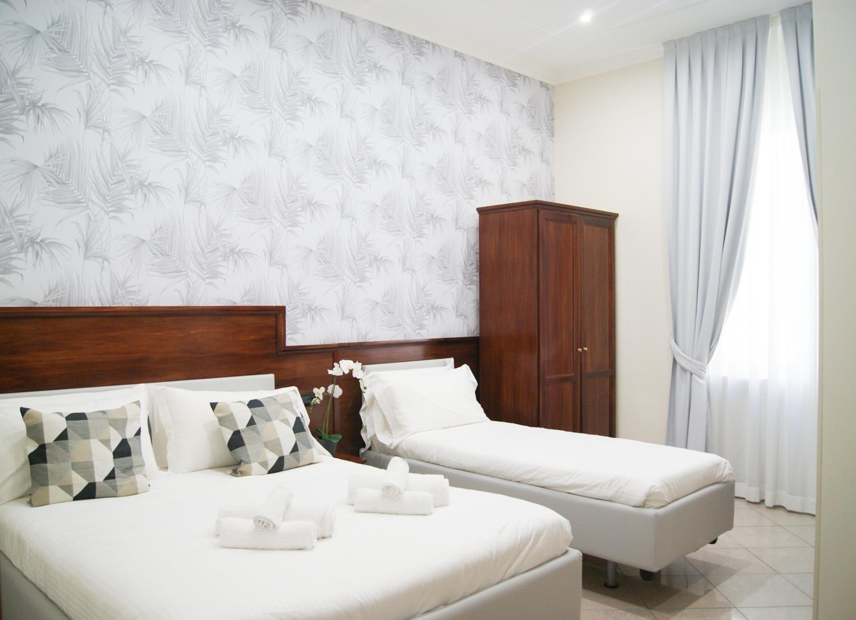 Triple Room with City View photo 2