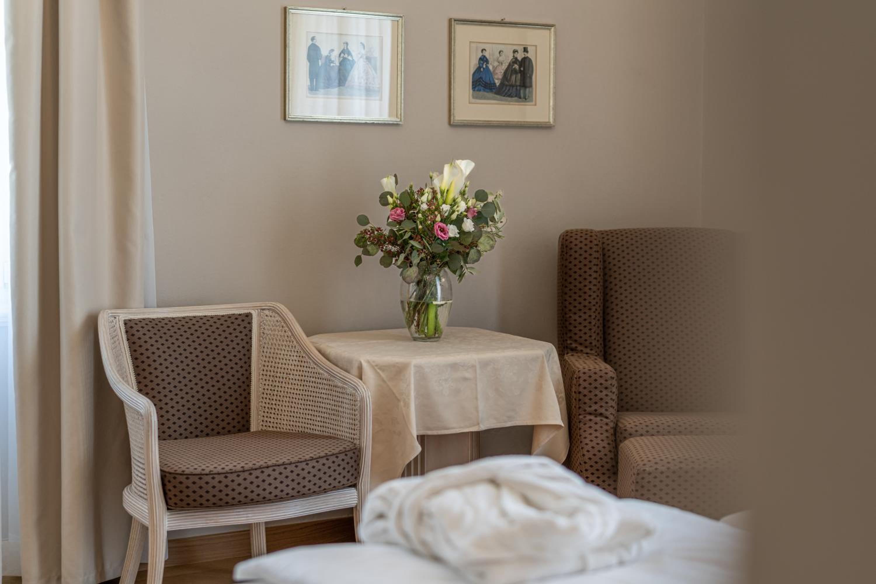 Suite - Photo 9
