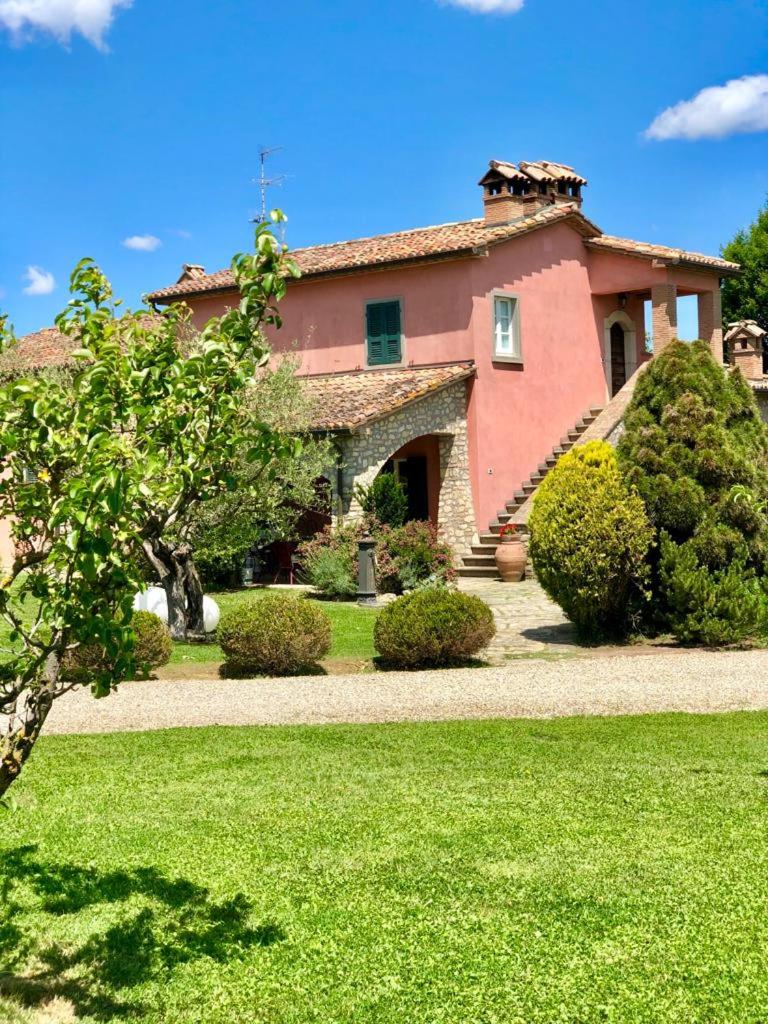 Villa photo 3