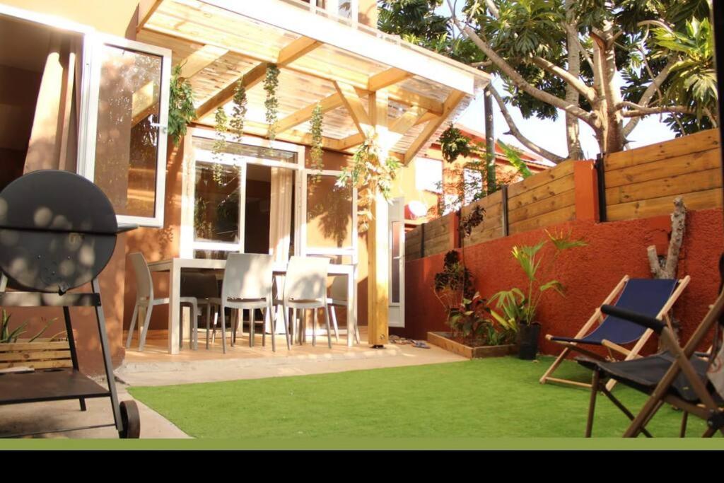 Three-Bedroom Villa photo 1