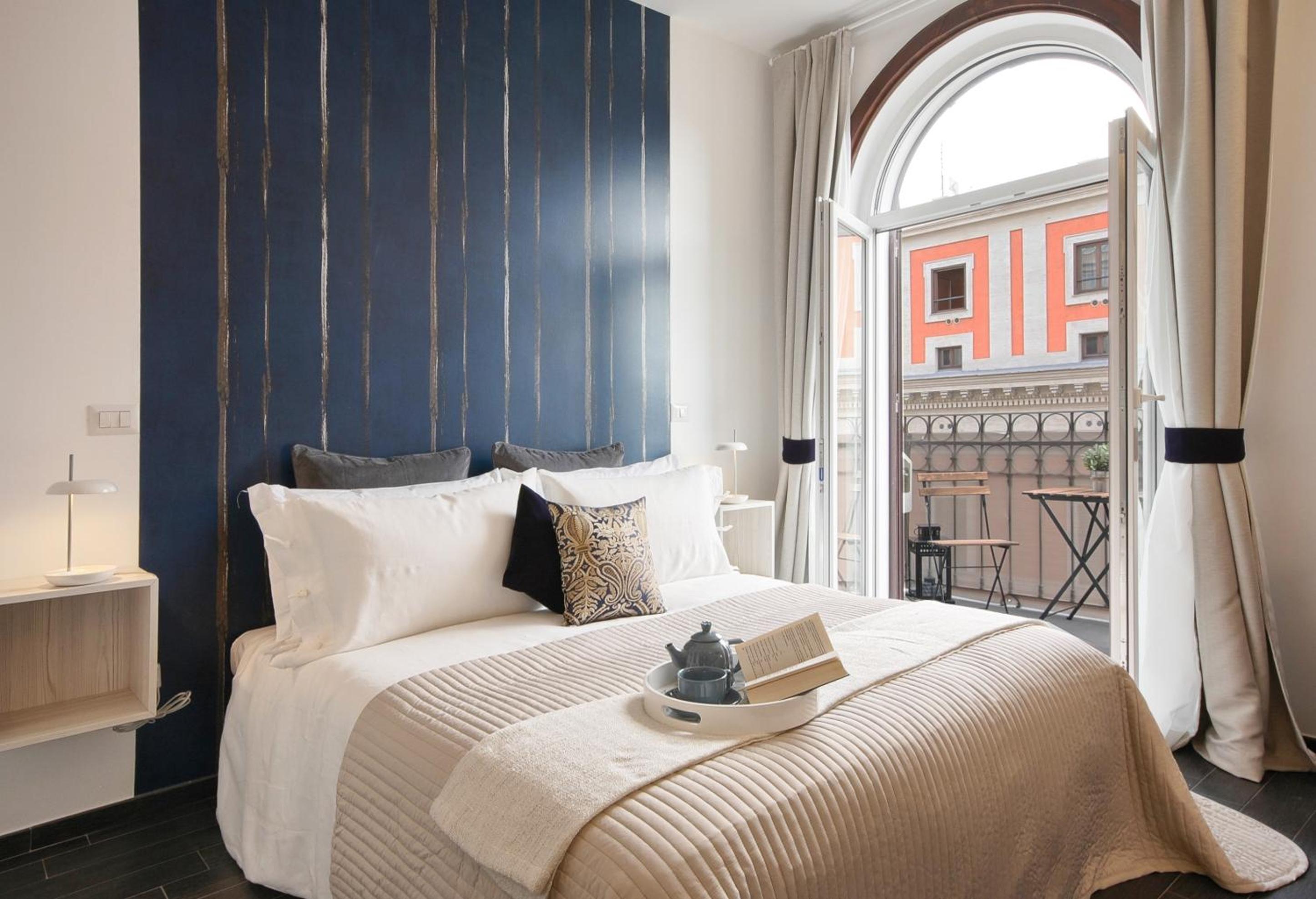Deluxe Double or Twin Room with Balcony photo 1