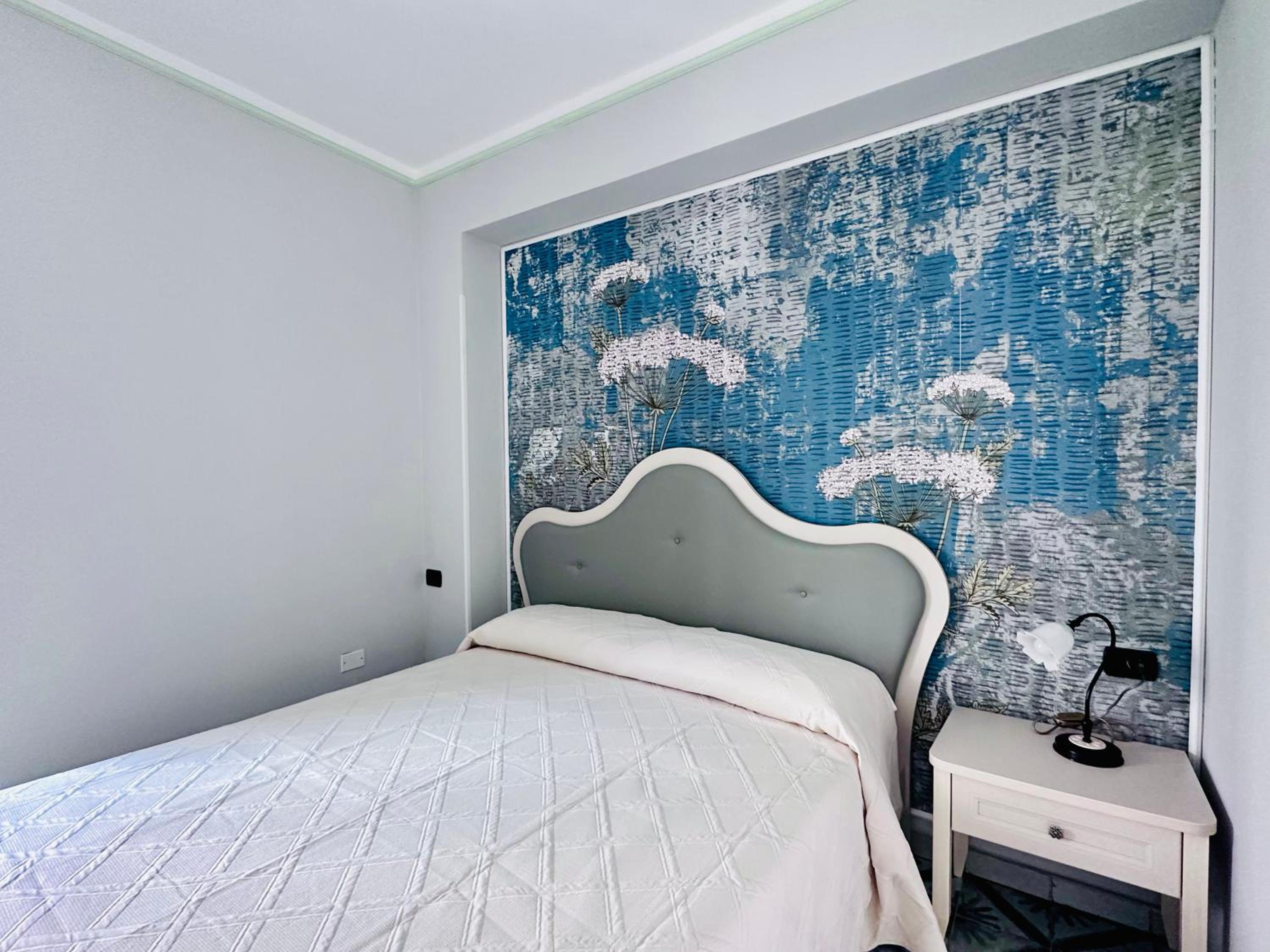 Large Double Room photo 2