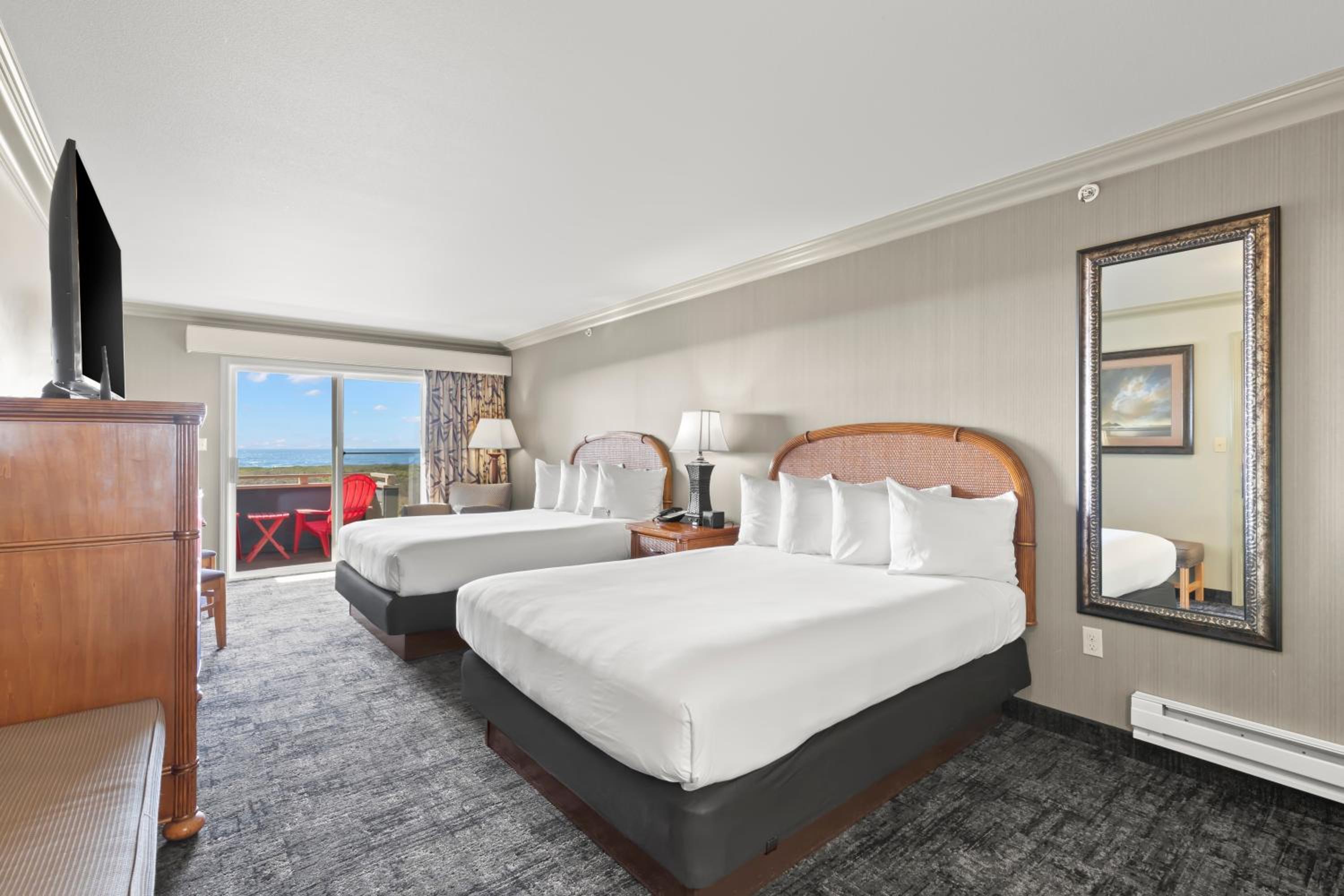 Two Queen Beds with Ocean View - Photo 11