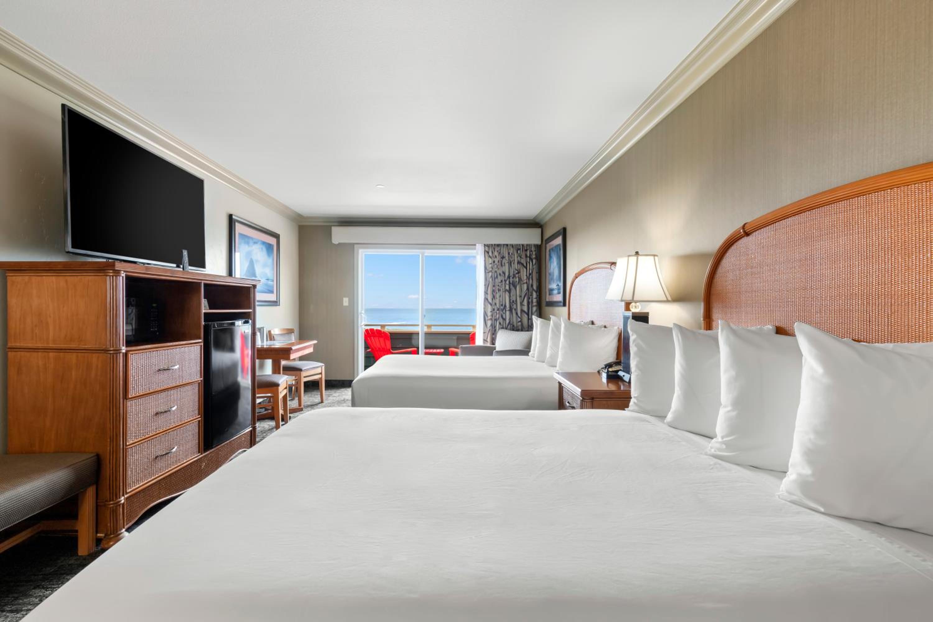 Two Queen Beds with Ocean View - Photo 1