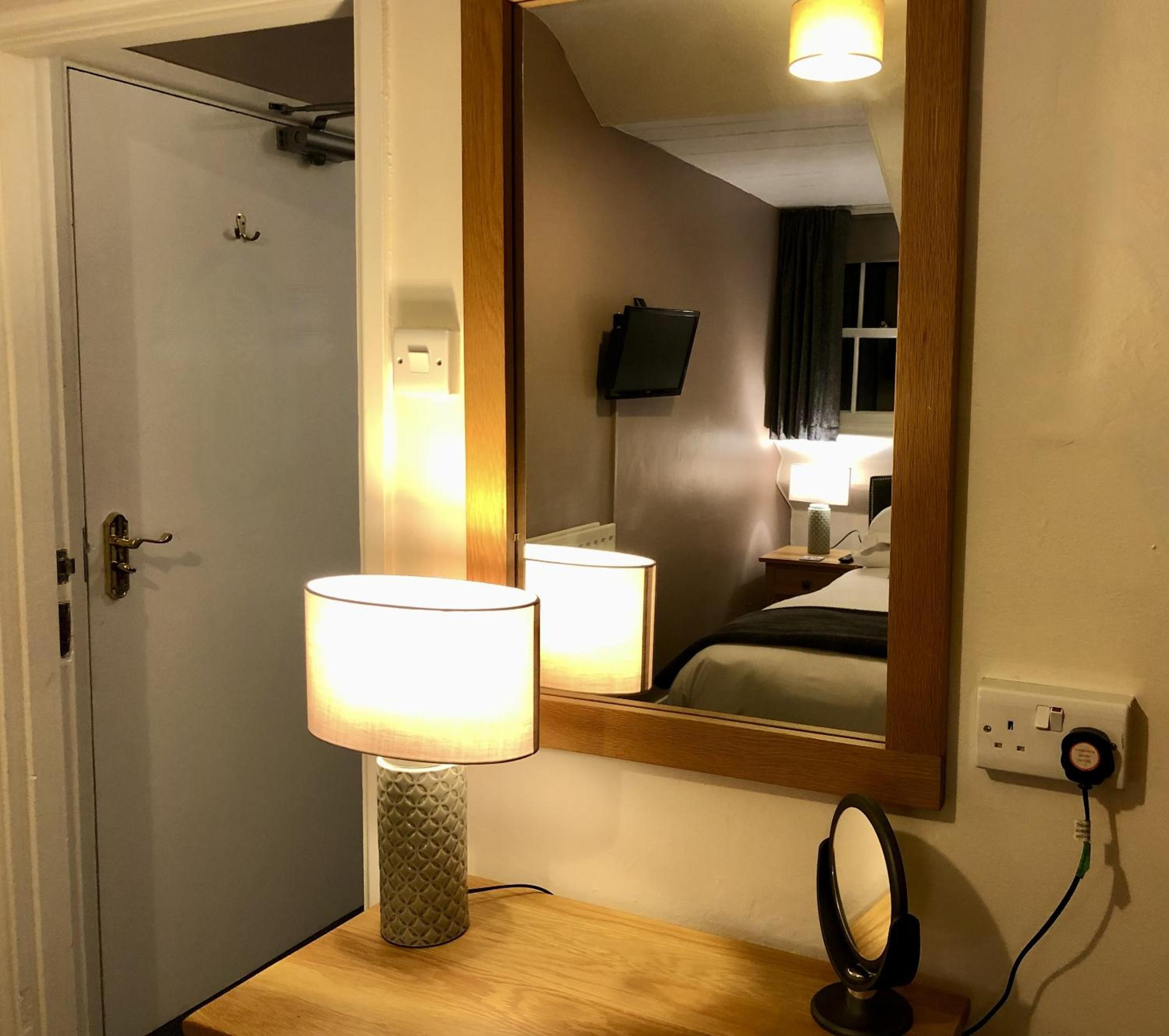 Deluxe Suite photo 3