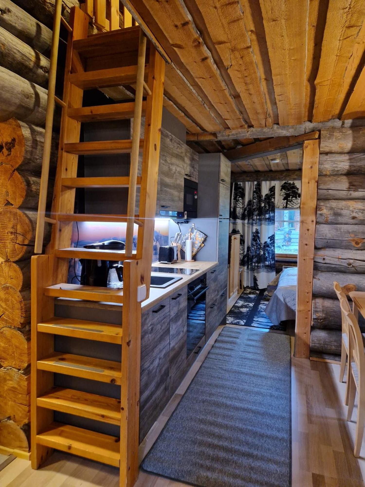 One-Bedroom House - Photo 24