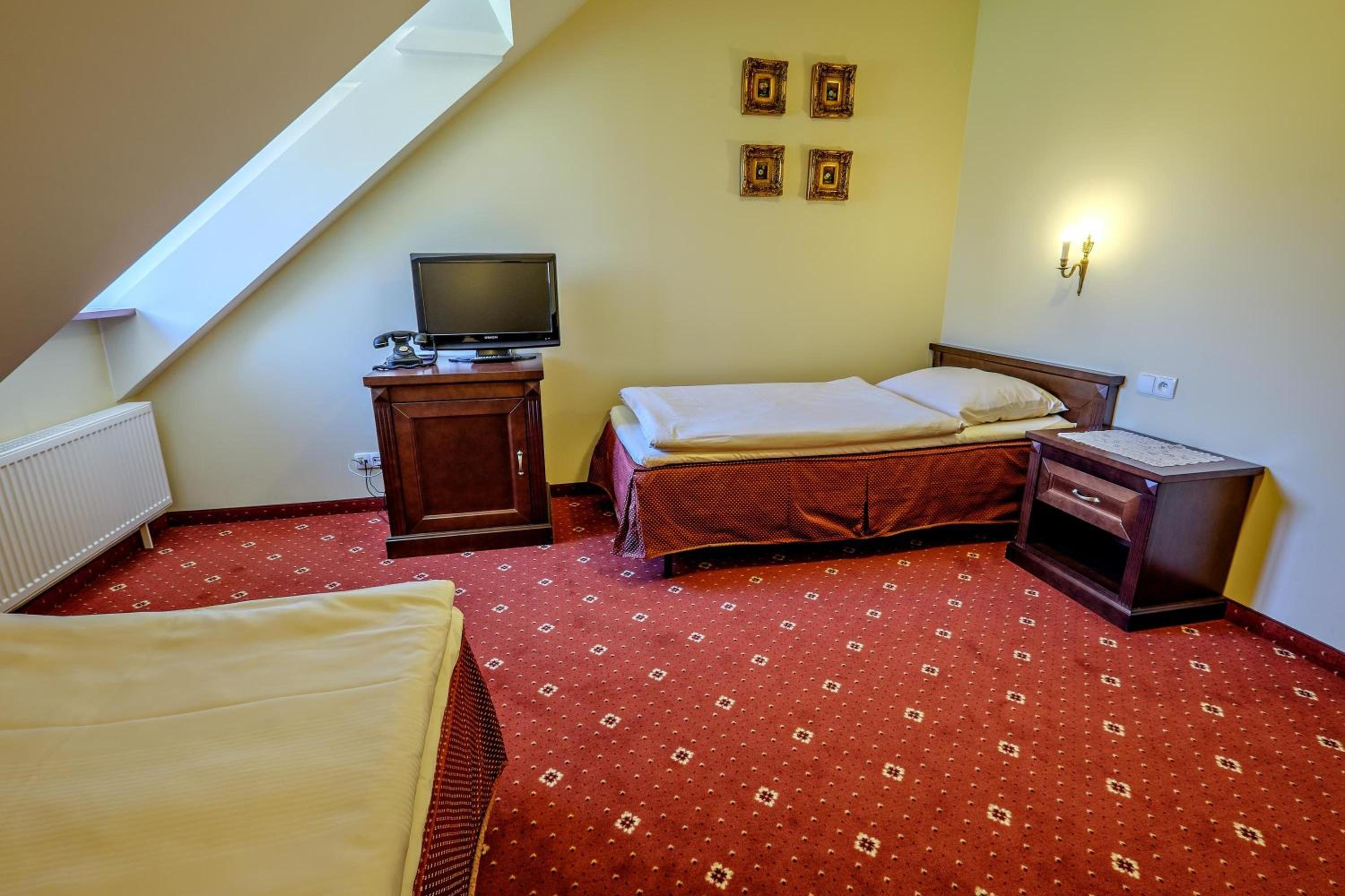 Superior Twin Room - Photo 19