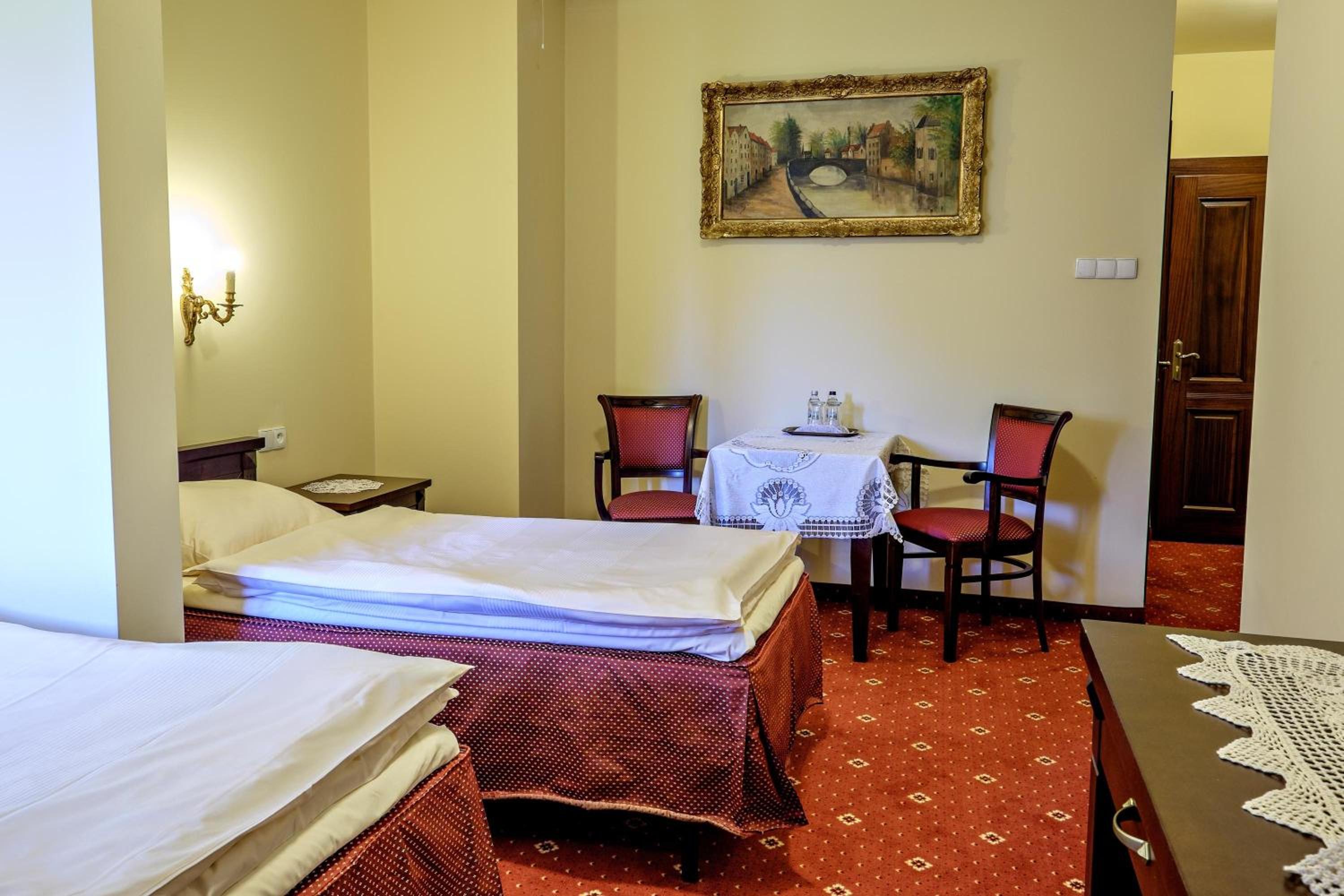 Superior Twin Room - Photo 8