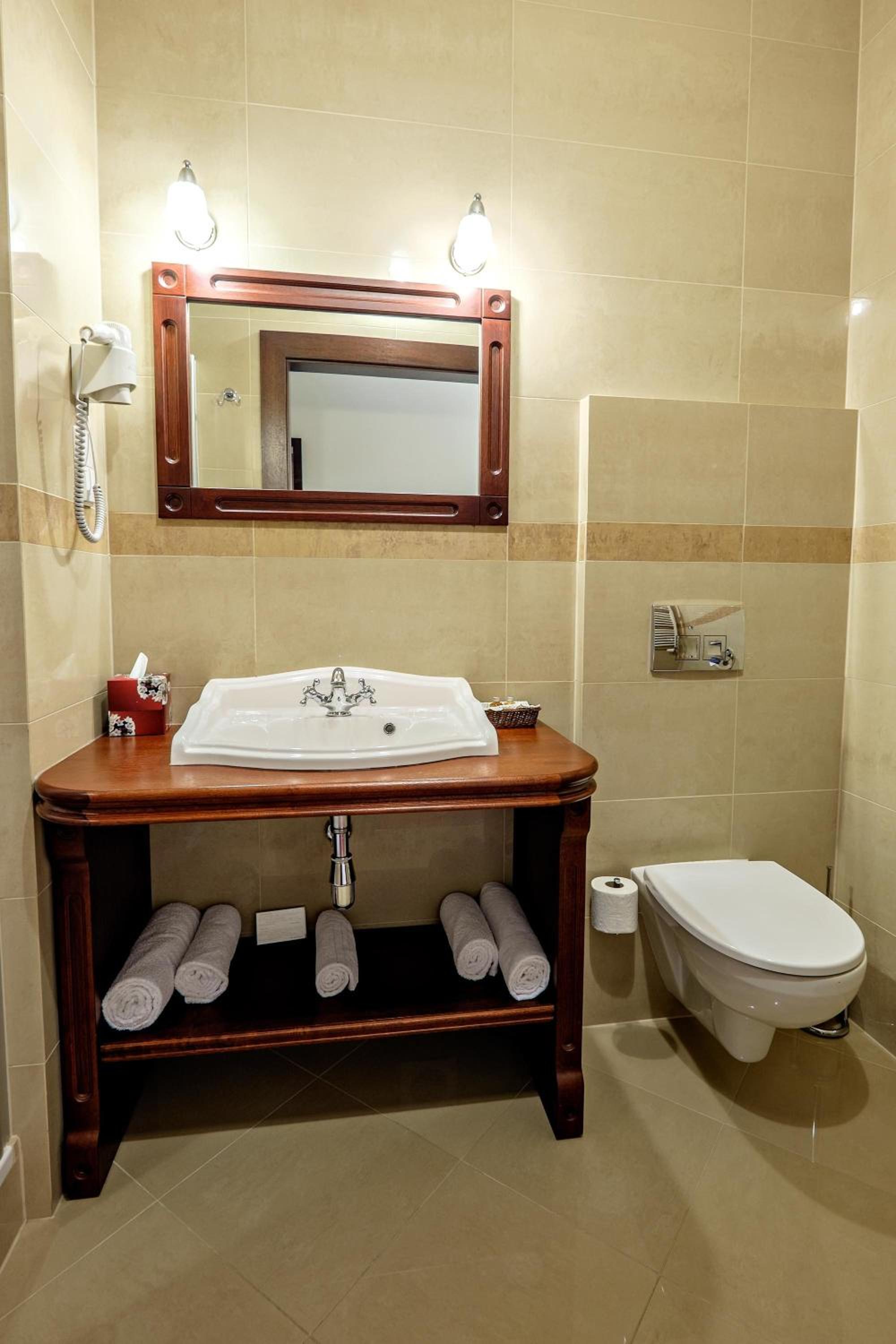 Superior Twin Room - Photo 14