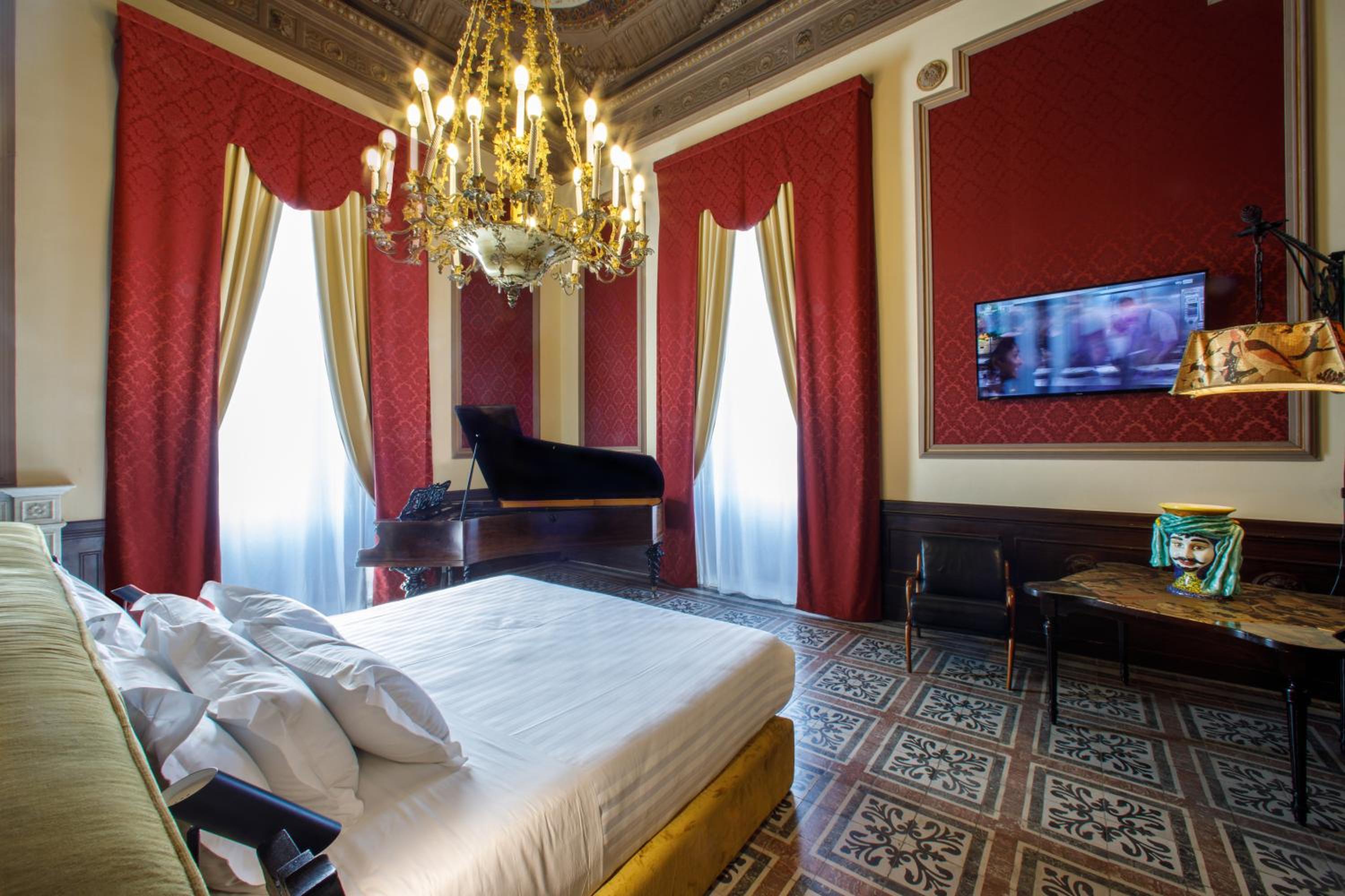 Suite - Photo 2