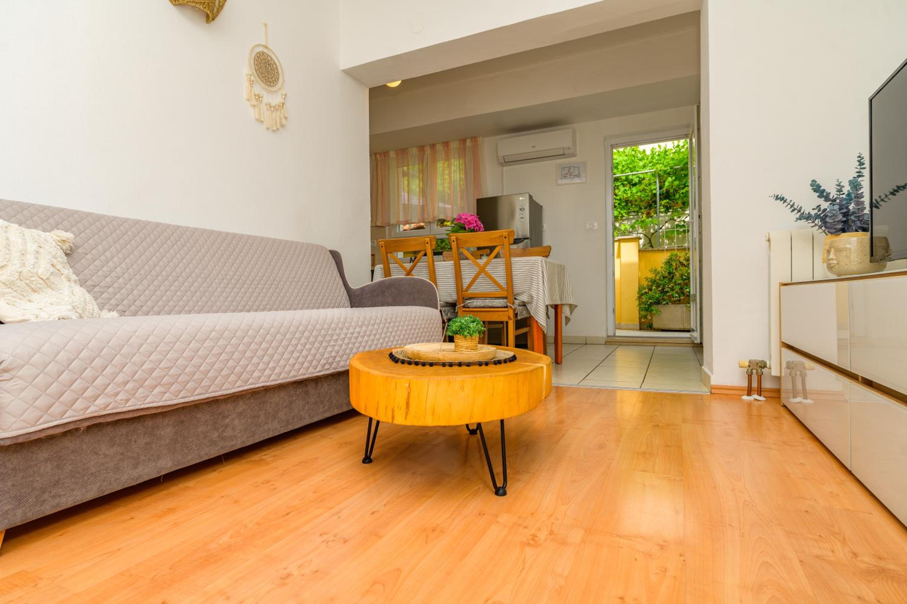 Apartment with Terrace photo 1