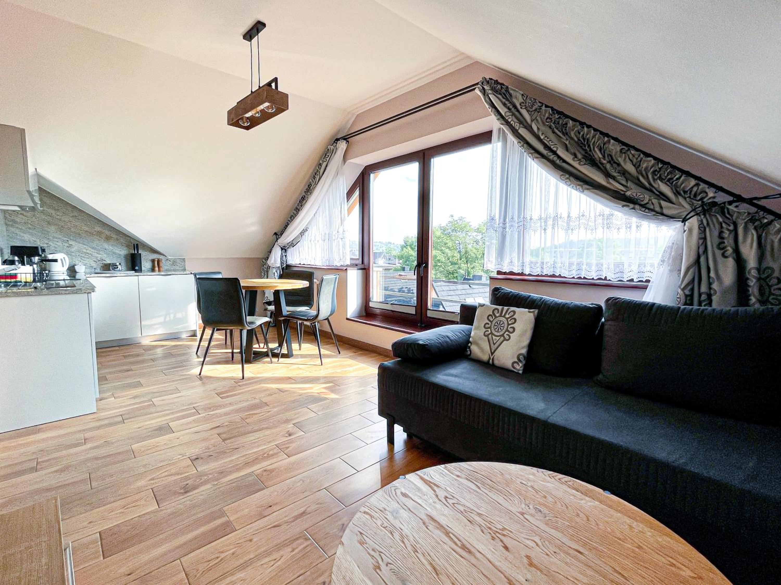 Two-Bedroom Apartment - Photo 15