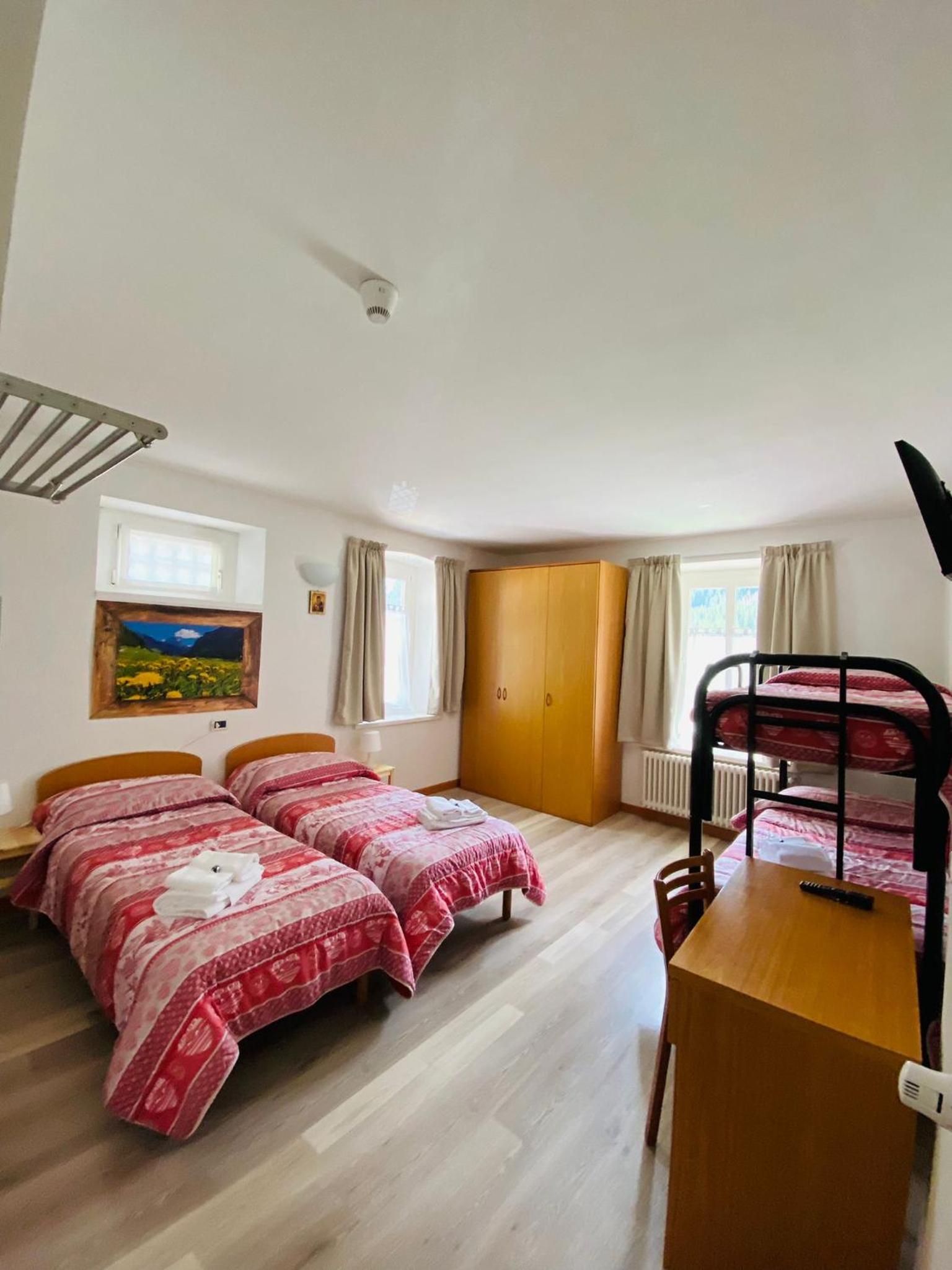 Quadruple Room - Photo 4