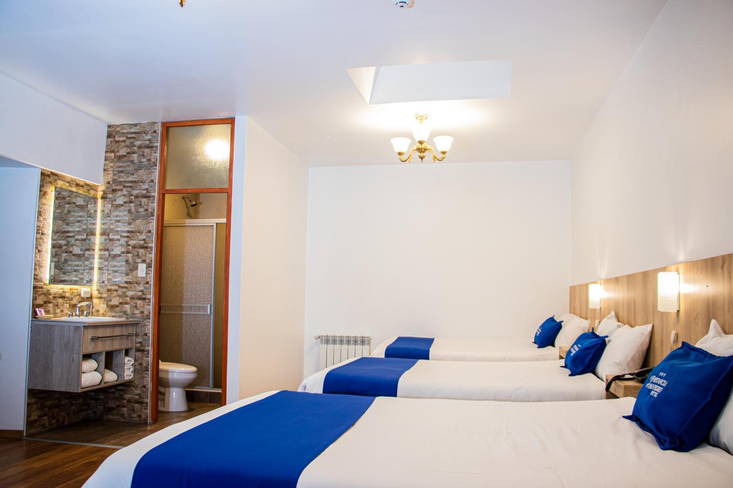 Superior Triple Room photo 3