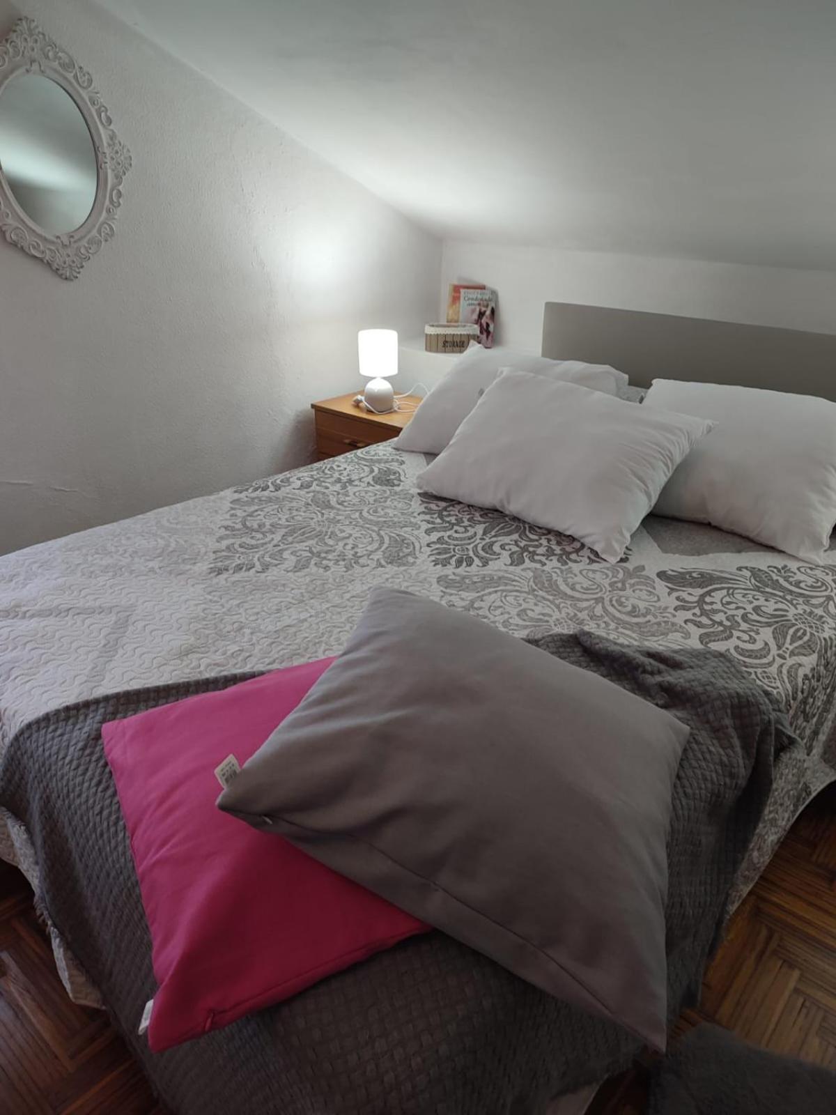 Apartamento con vista a la piscina