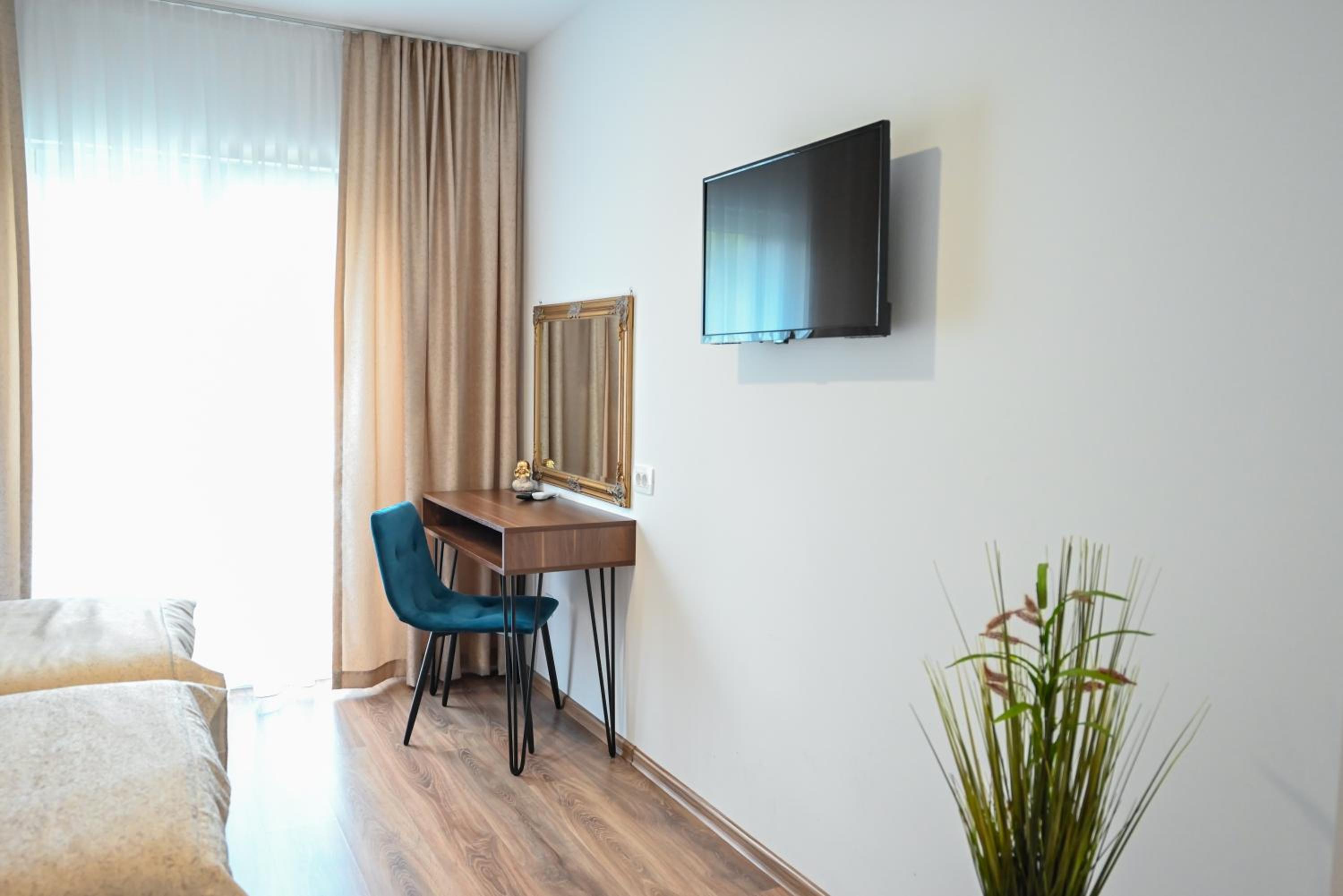 Deluxe Single Room