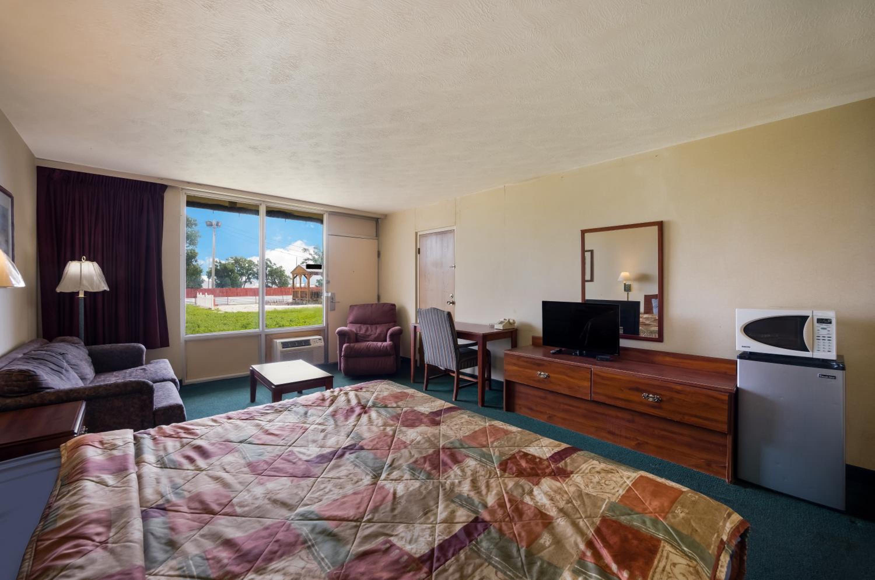 King Room - Smoking  - Photo 3