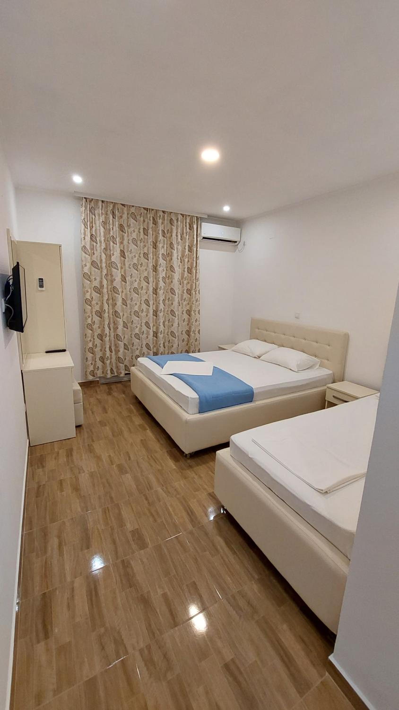 Triple Room with Balcony photo 3