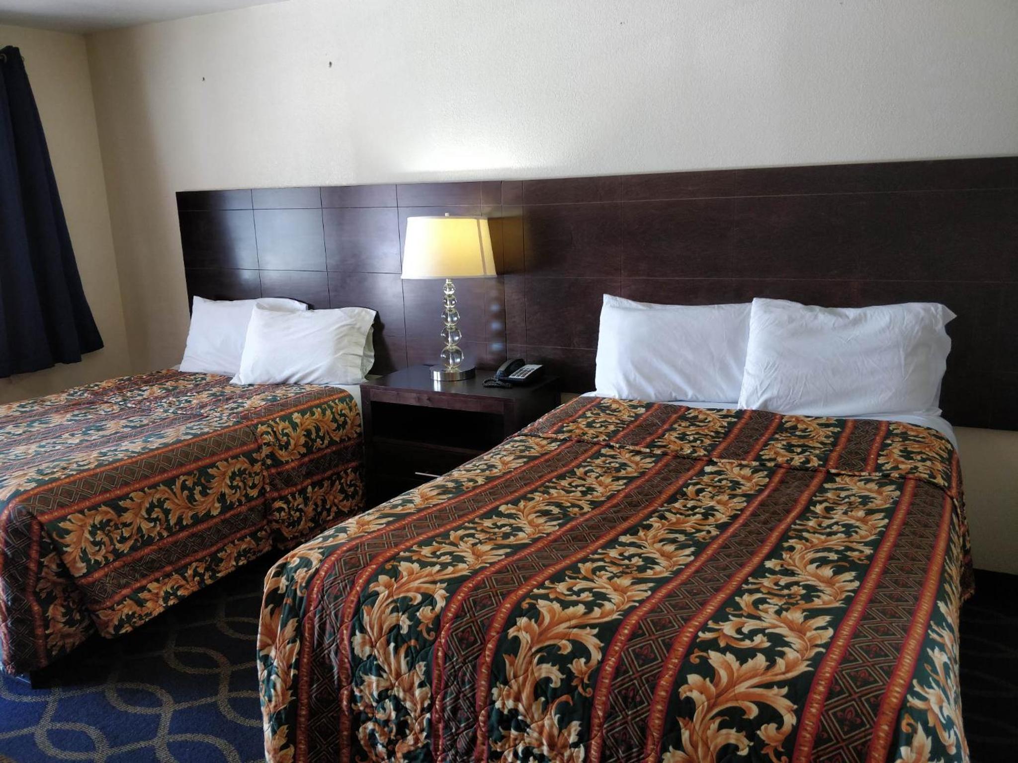 Double Room with Two Double Beds - Photo 1