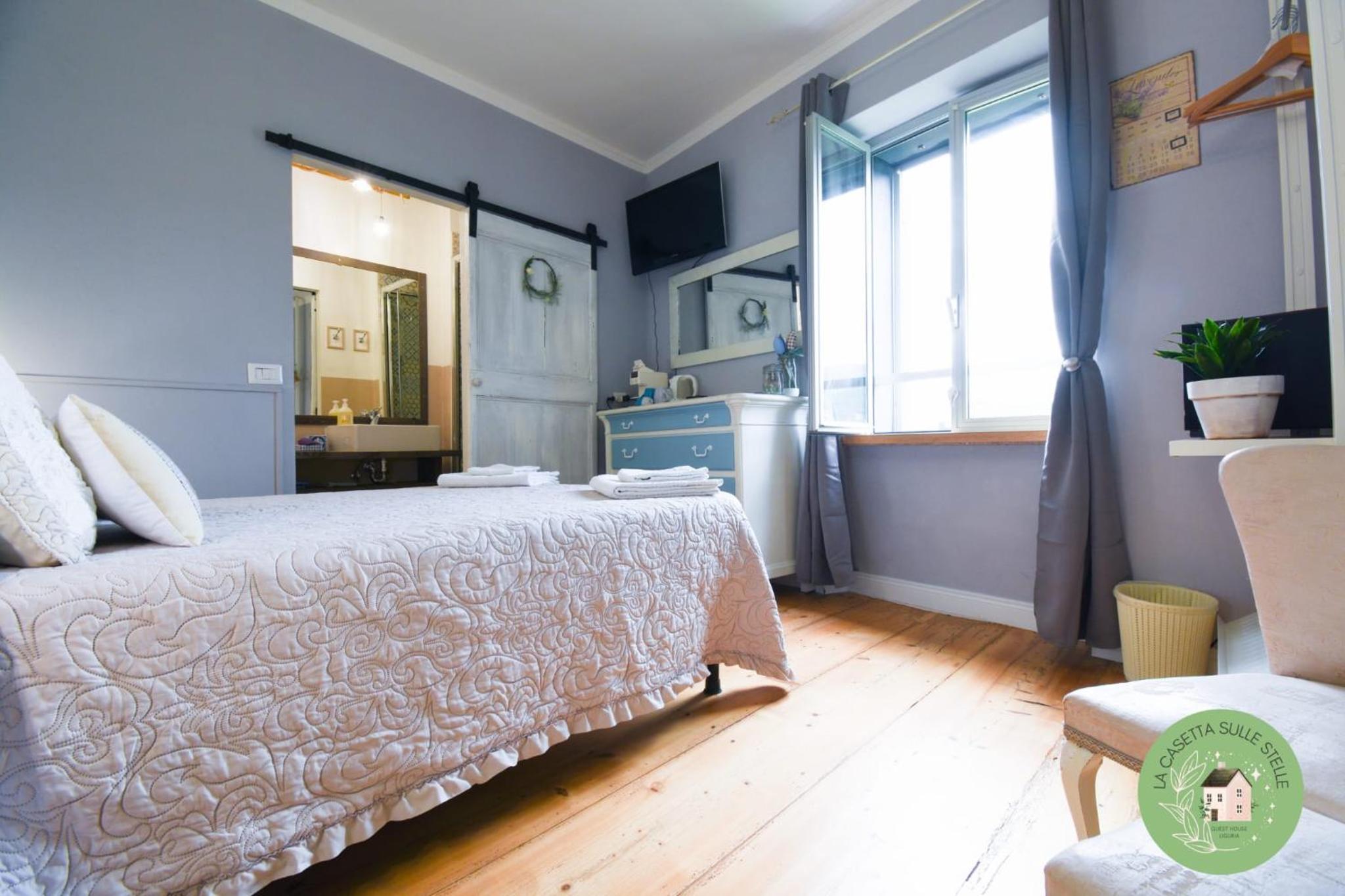 Double Room - Photo 11