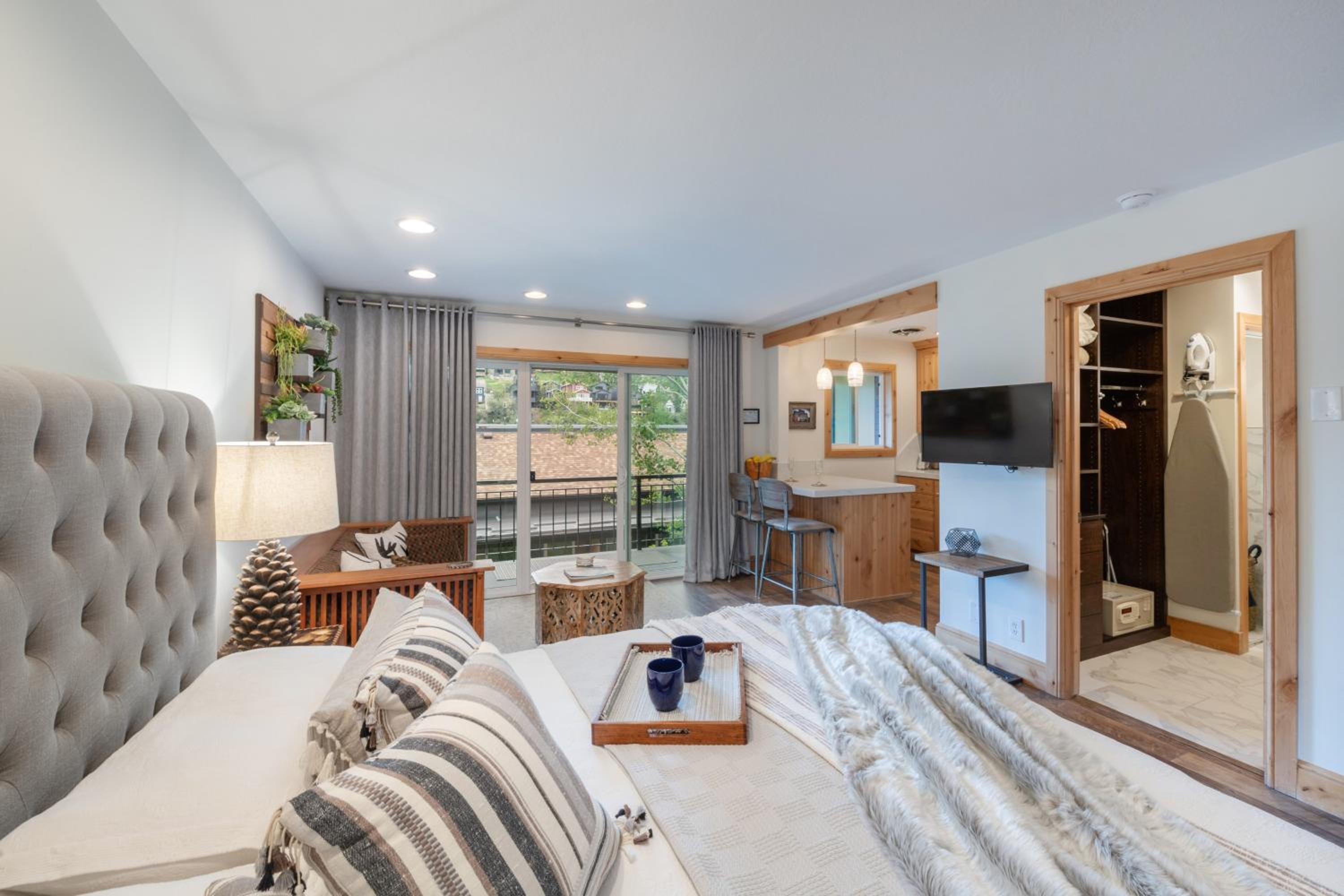 Junior Suite - Photo 1