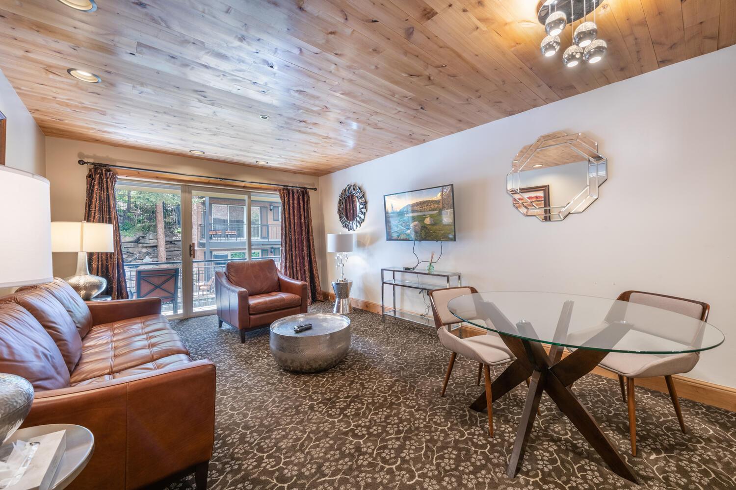 One-Bedroom Apartment - Photo 19