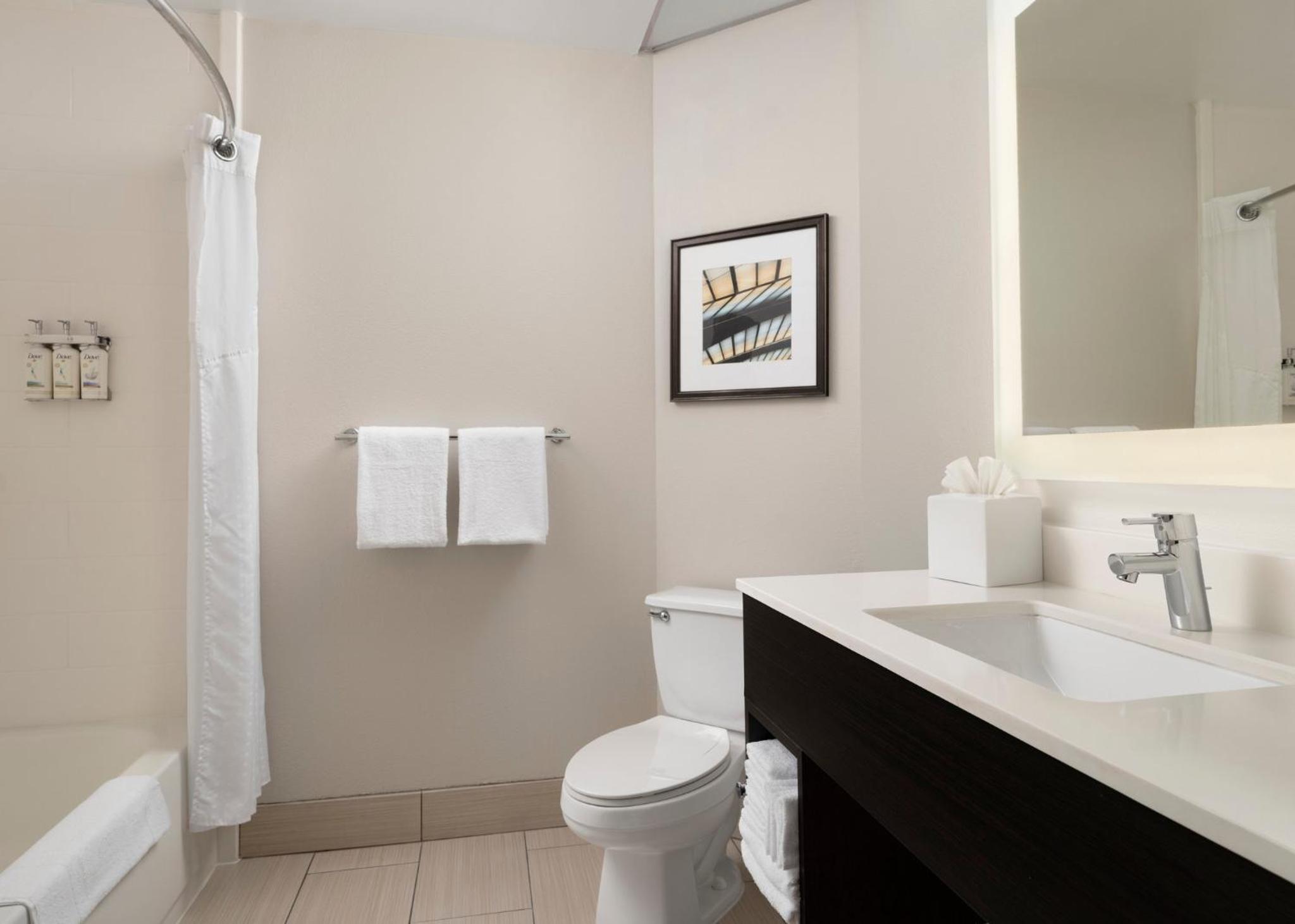 Standard King Room - Photo 2