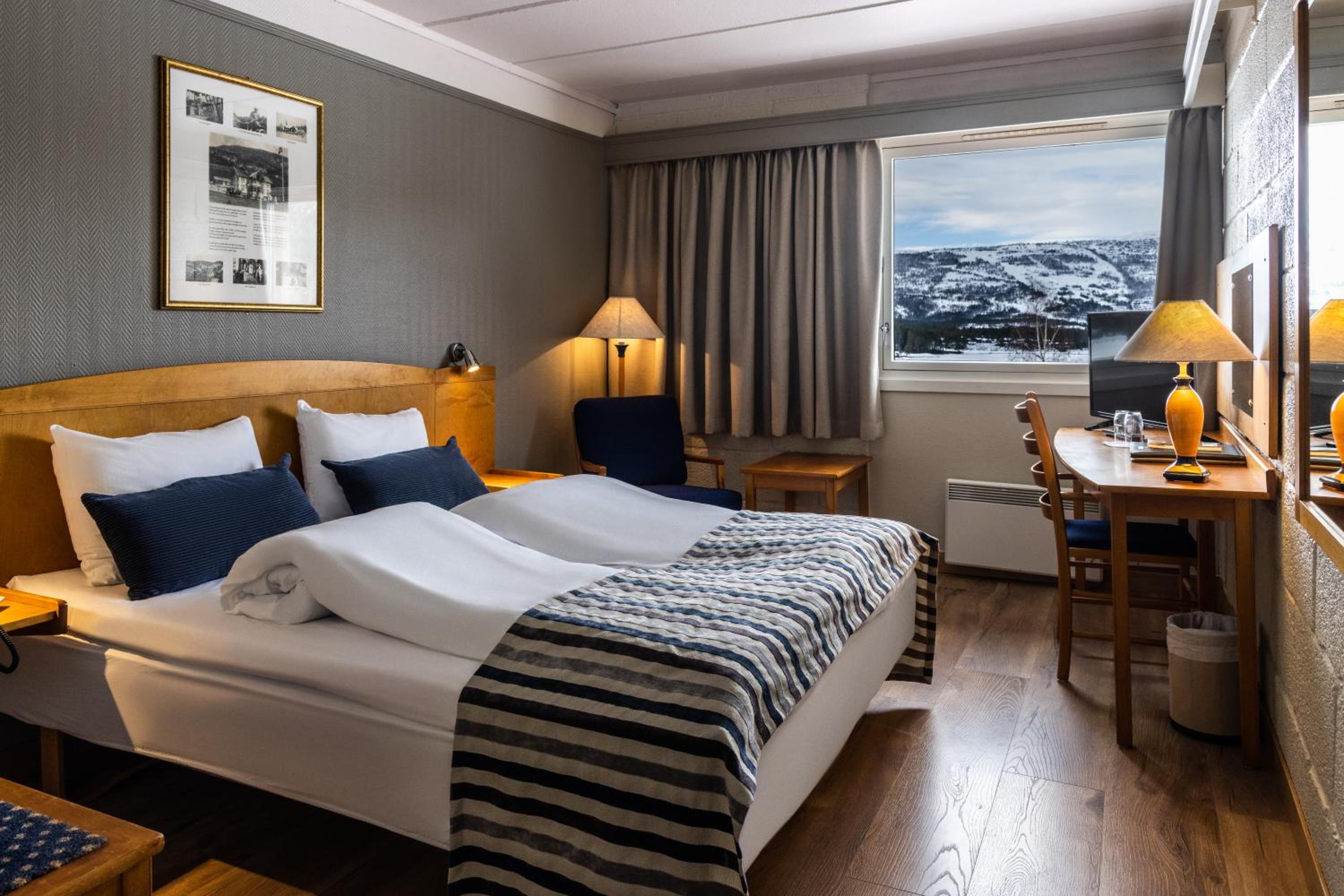 Double or Twin Room photo 3