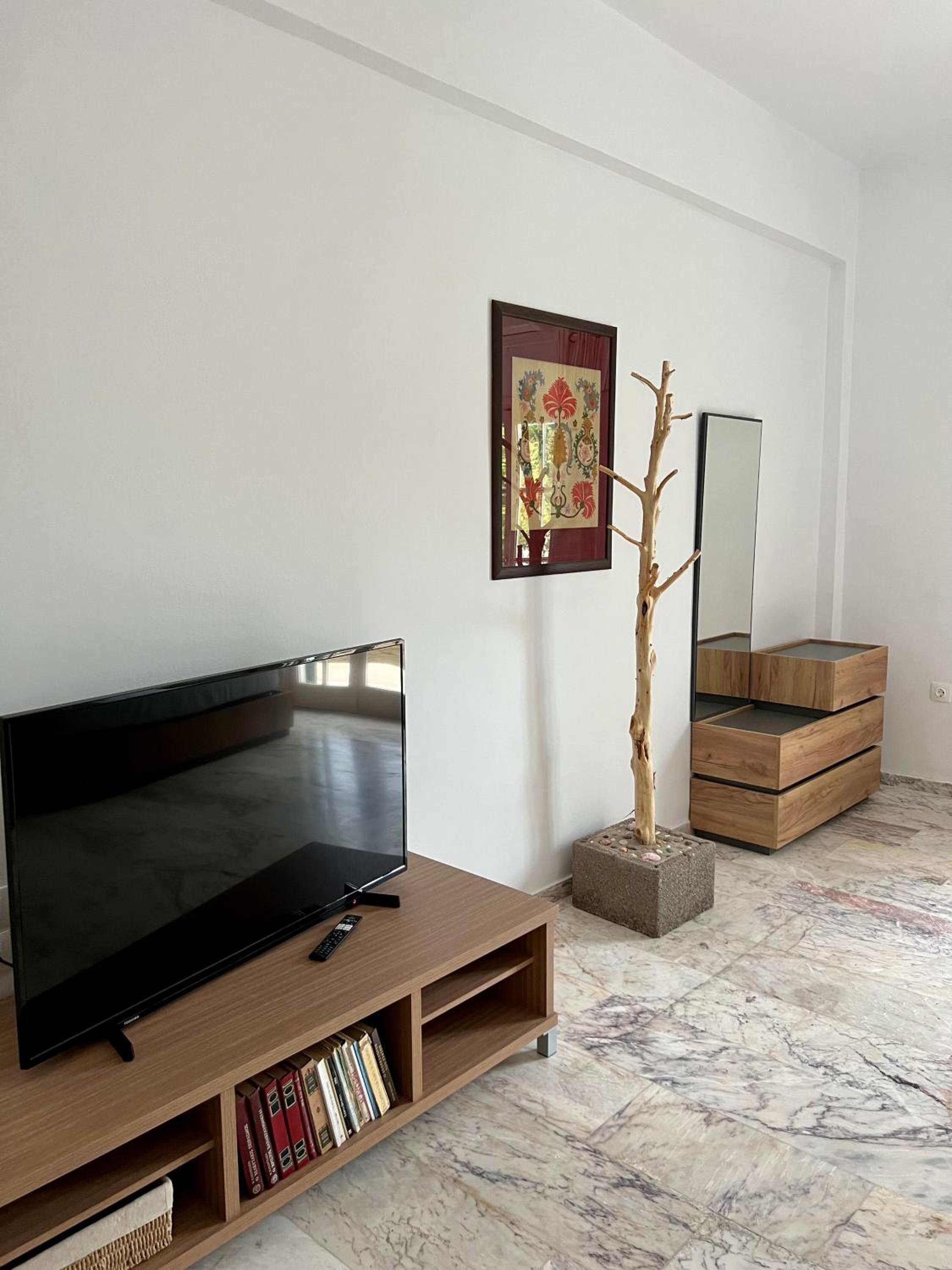 One-Bedroom House photo 3