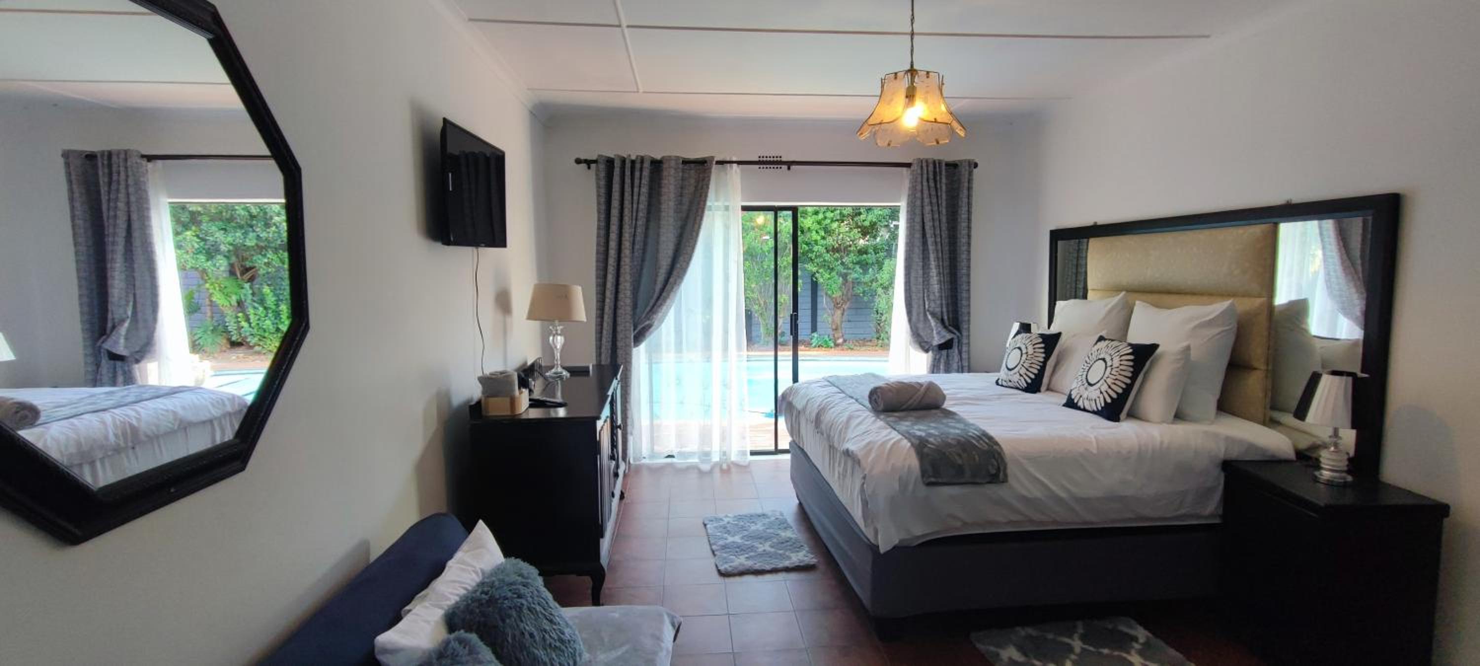 King Room with Pool View