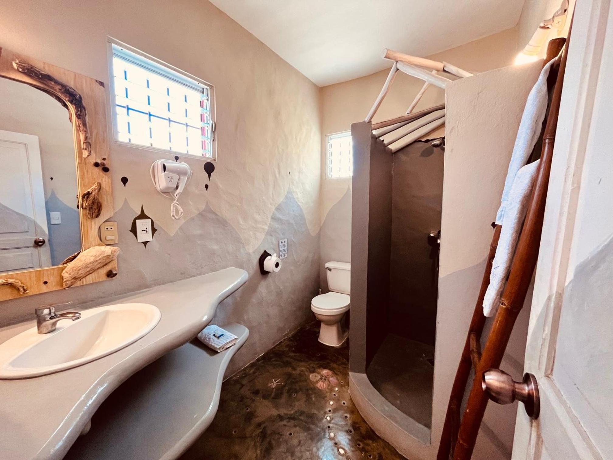 Family Suite - Photo 21
