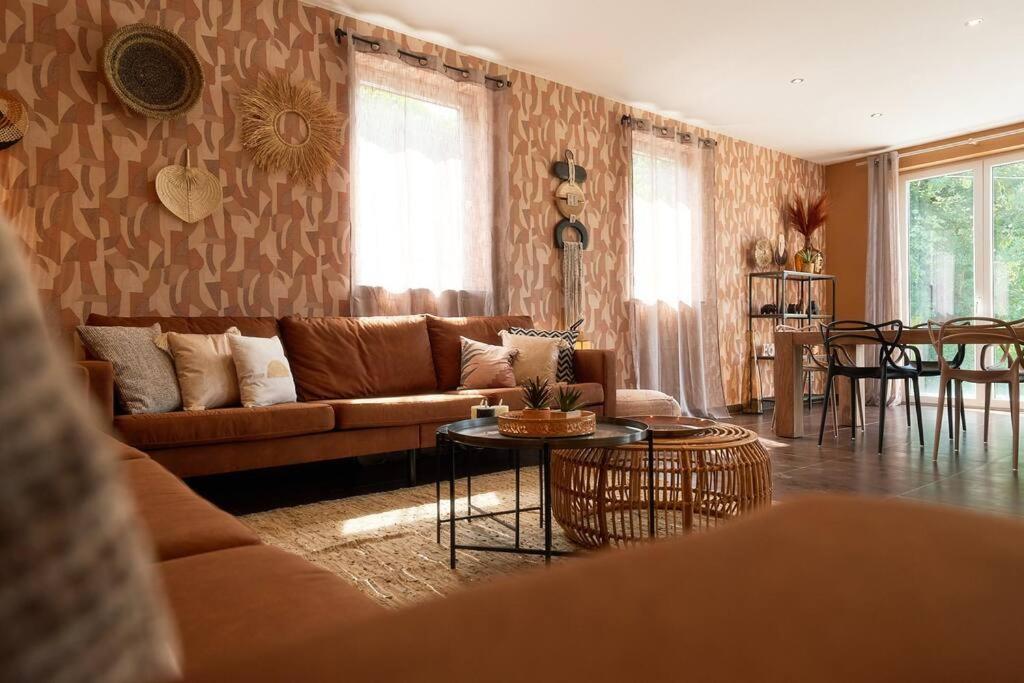 Villa photo 1