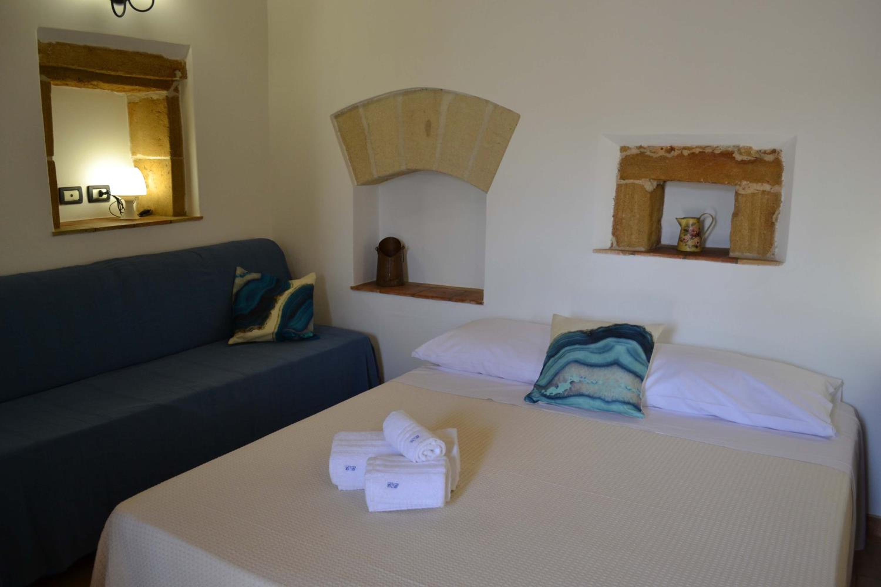 Double Room - Photo 1
