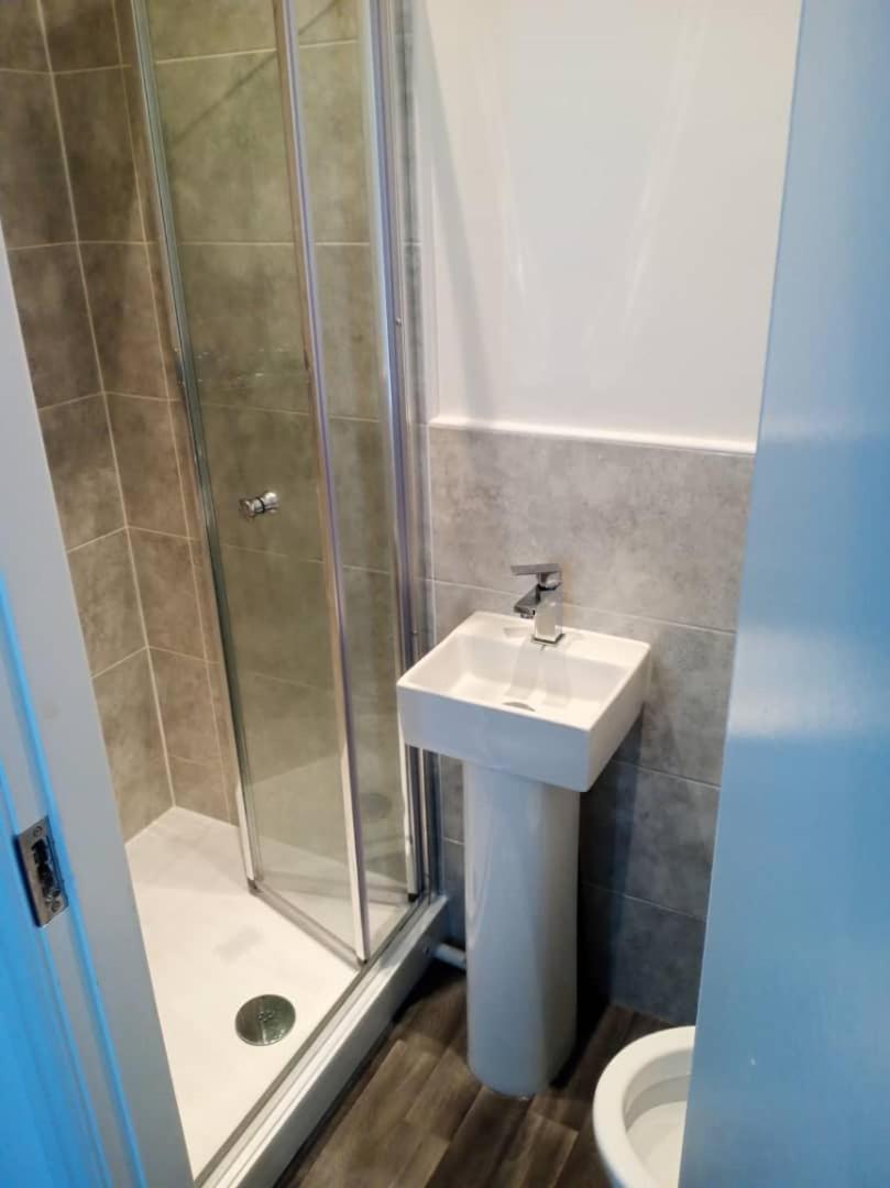 Double Room with Private Bathroom photo 3