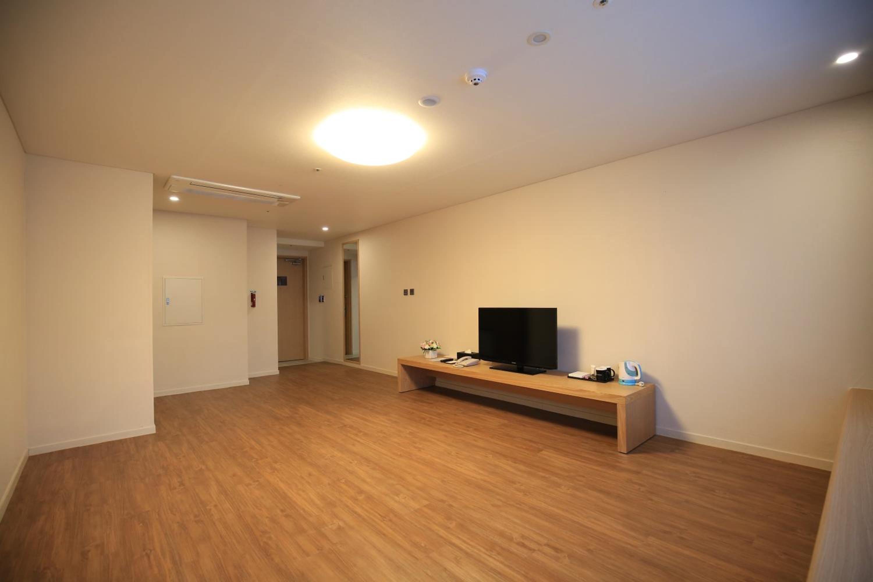 Korean-Style Double Room - No Parking