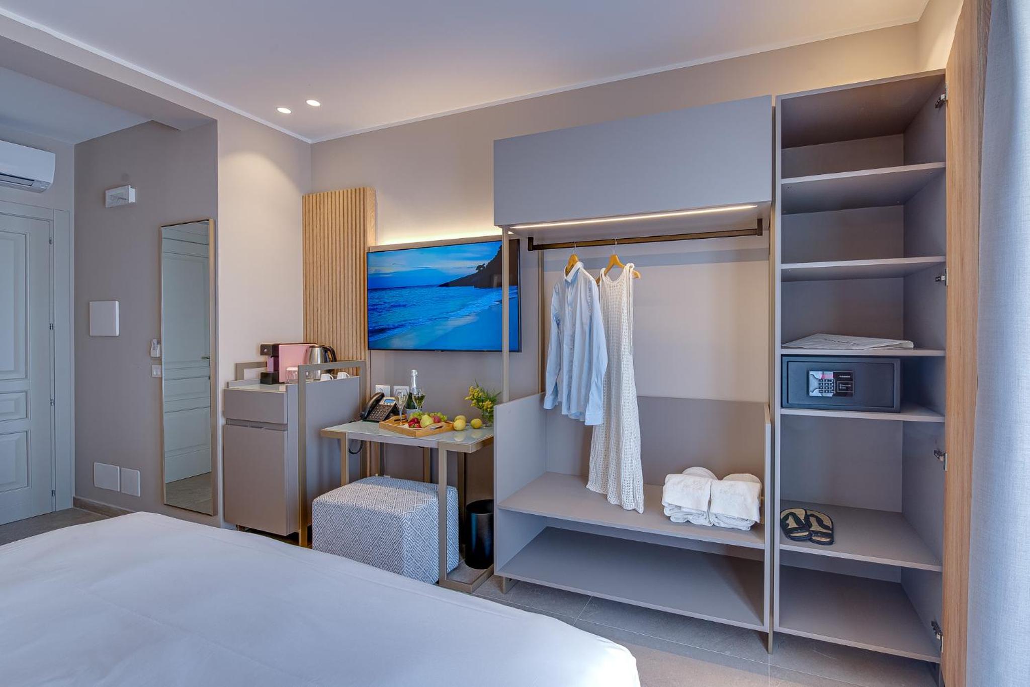 Double Room with Balcony photo 1
