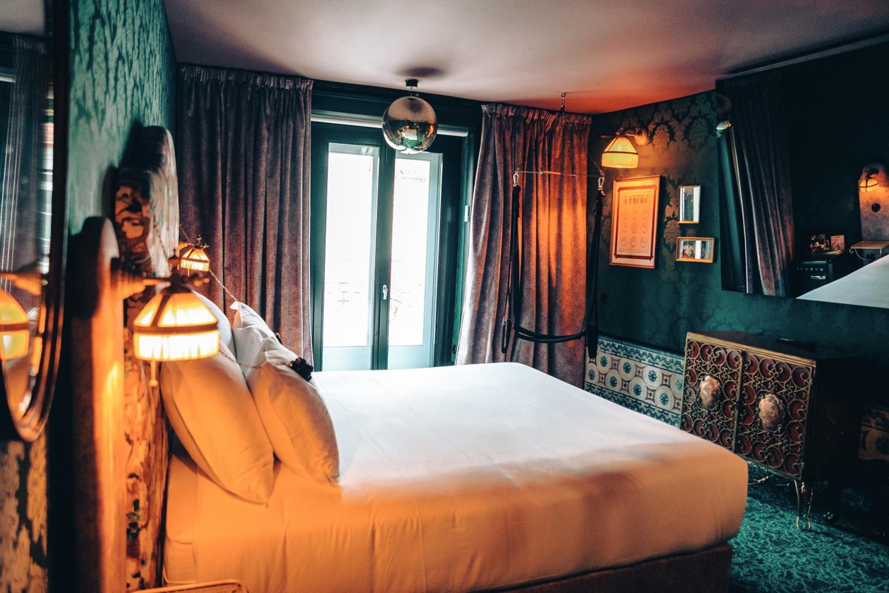 Double Room - Photo 19