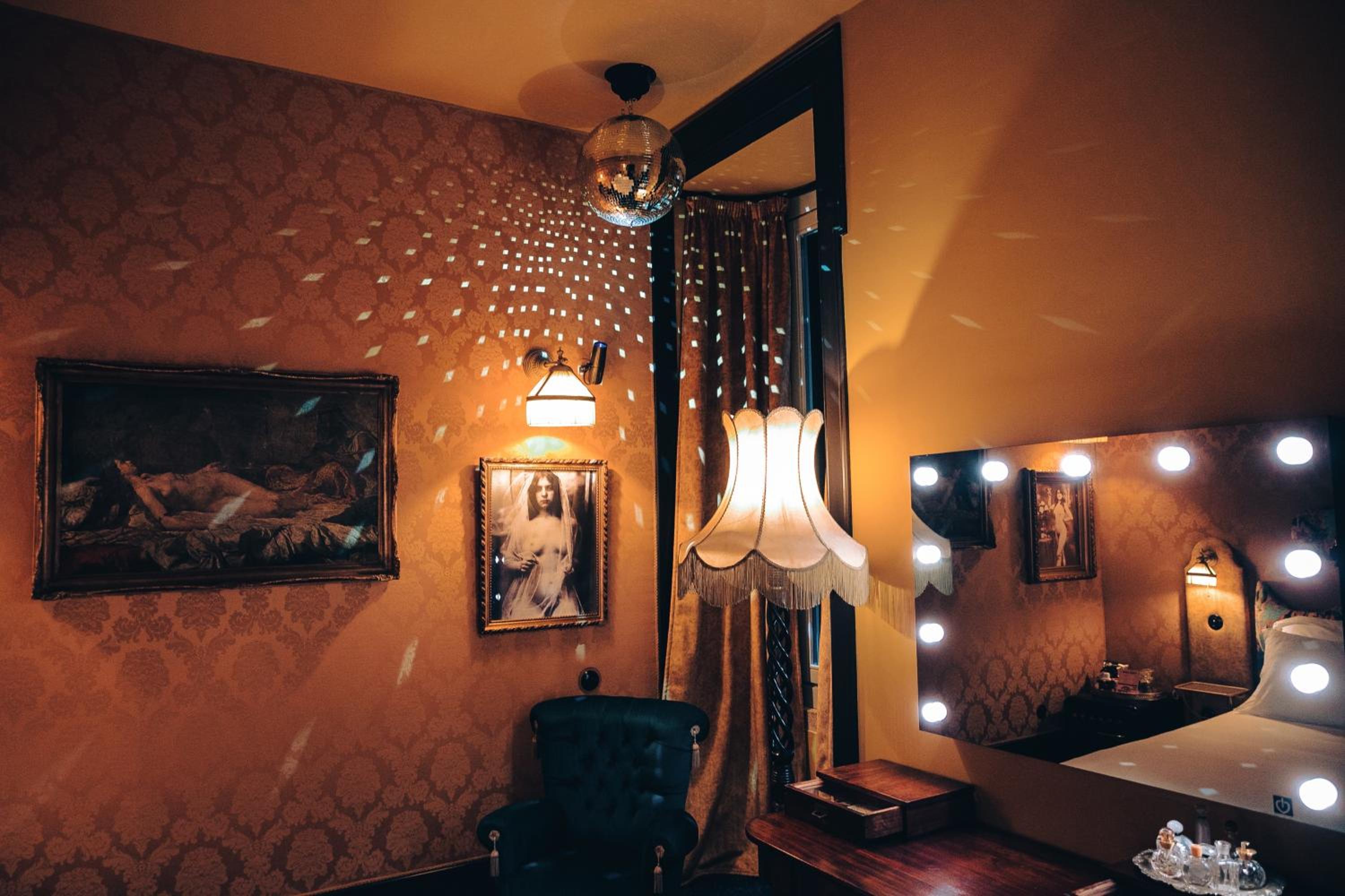 Secret Double Room - Photo 12