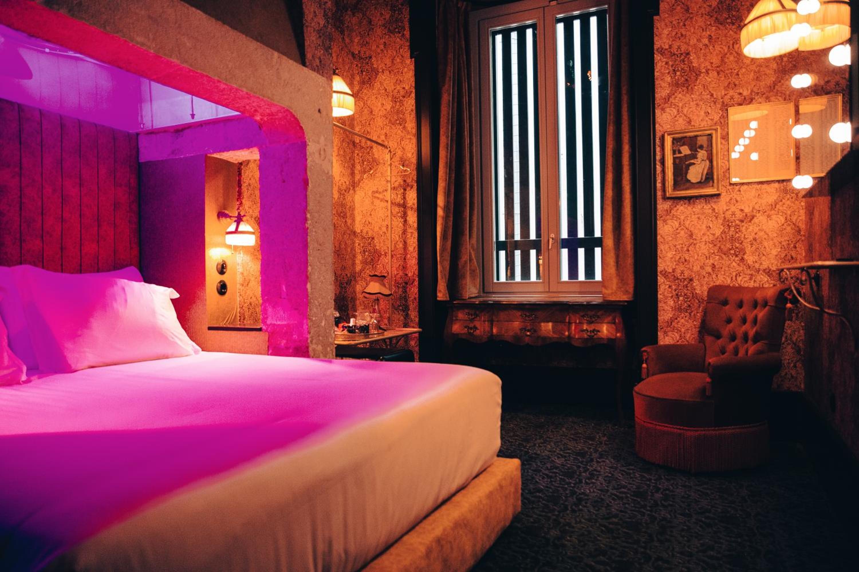 Secret Double Room - Photo 16
