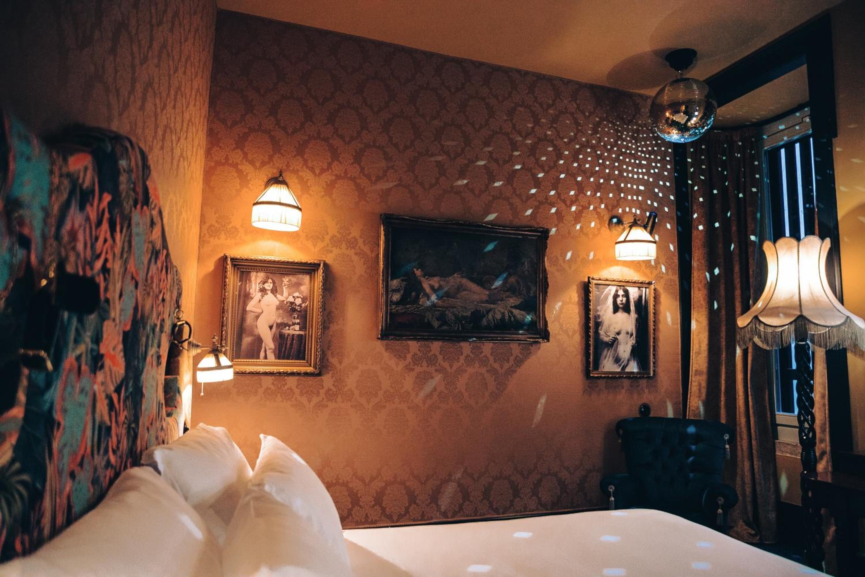 Secret Double Room - Photo 5